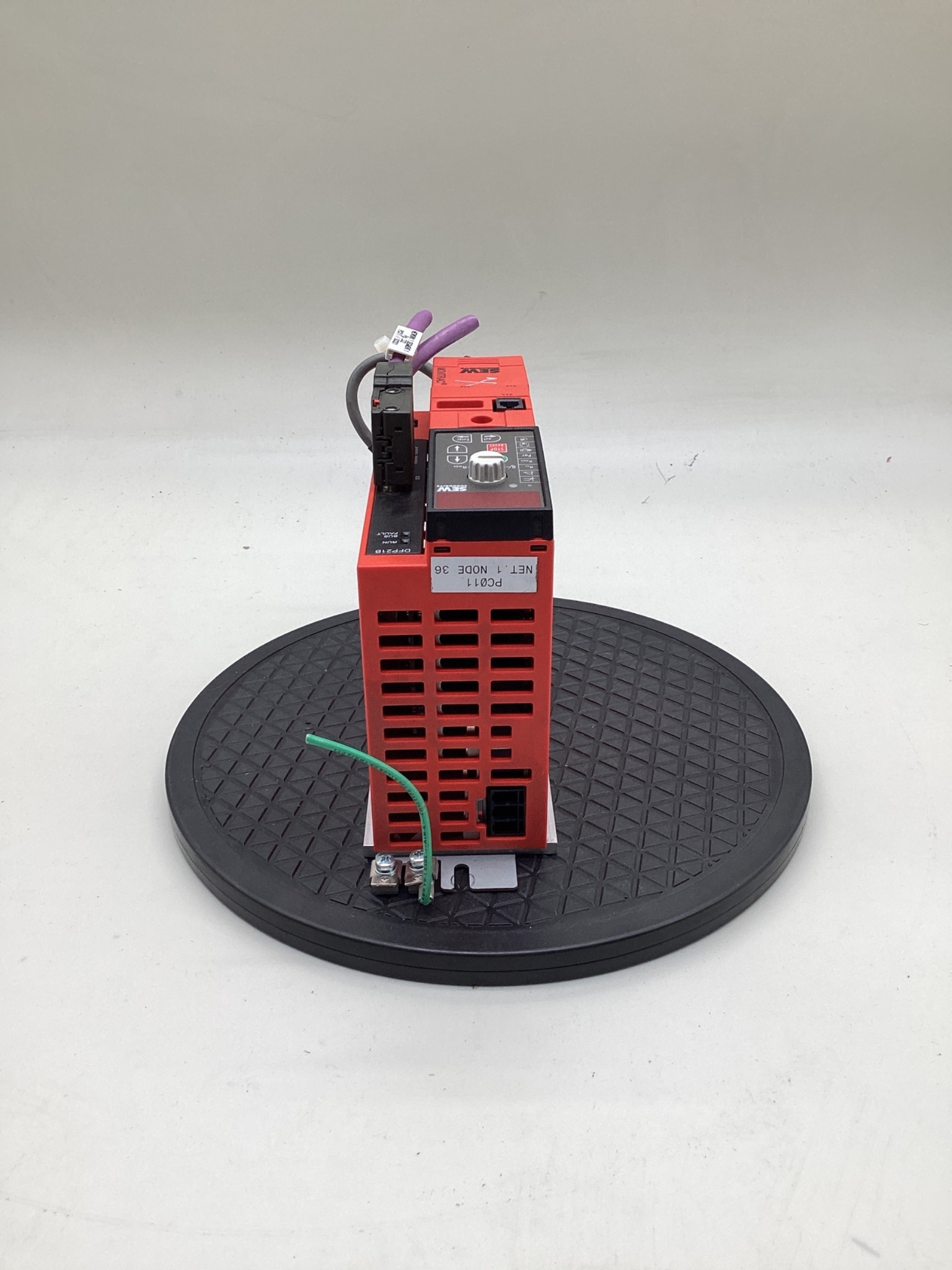 SEW-EURODRIVE MC07B0005-5A3-4-00 MOVITRAC B Variable Frequency Drive USED 5