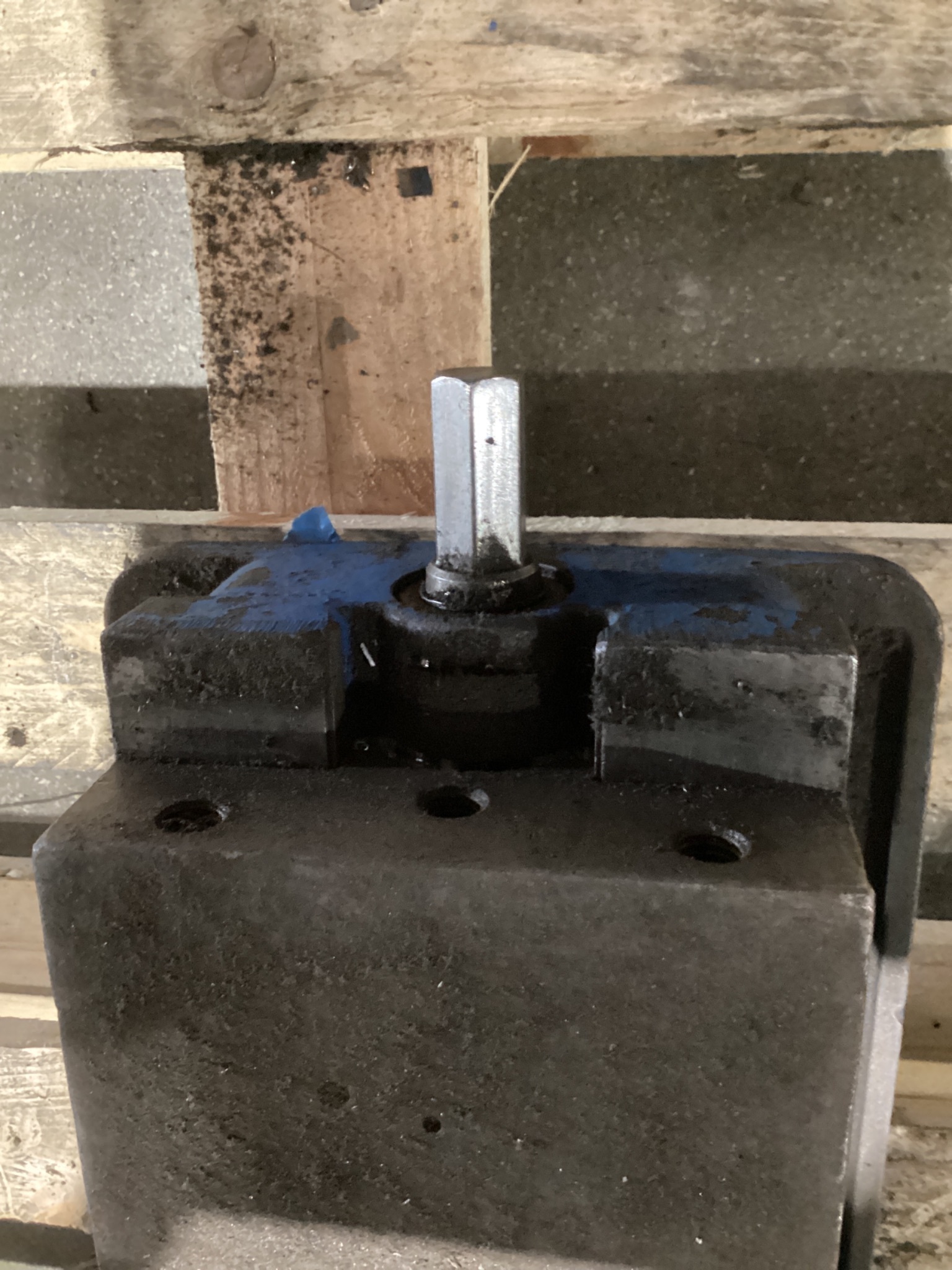 KURT D688 AngLock Machine Vise USED 4