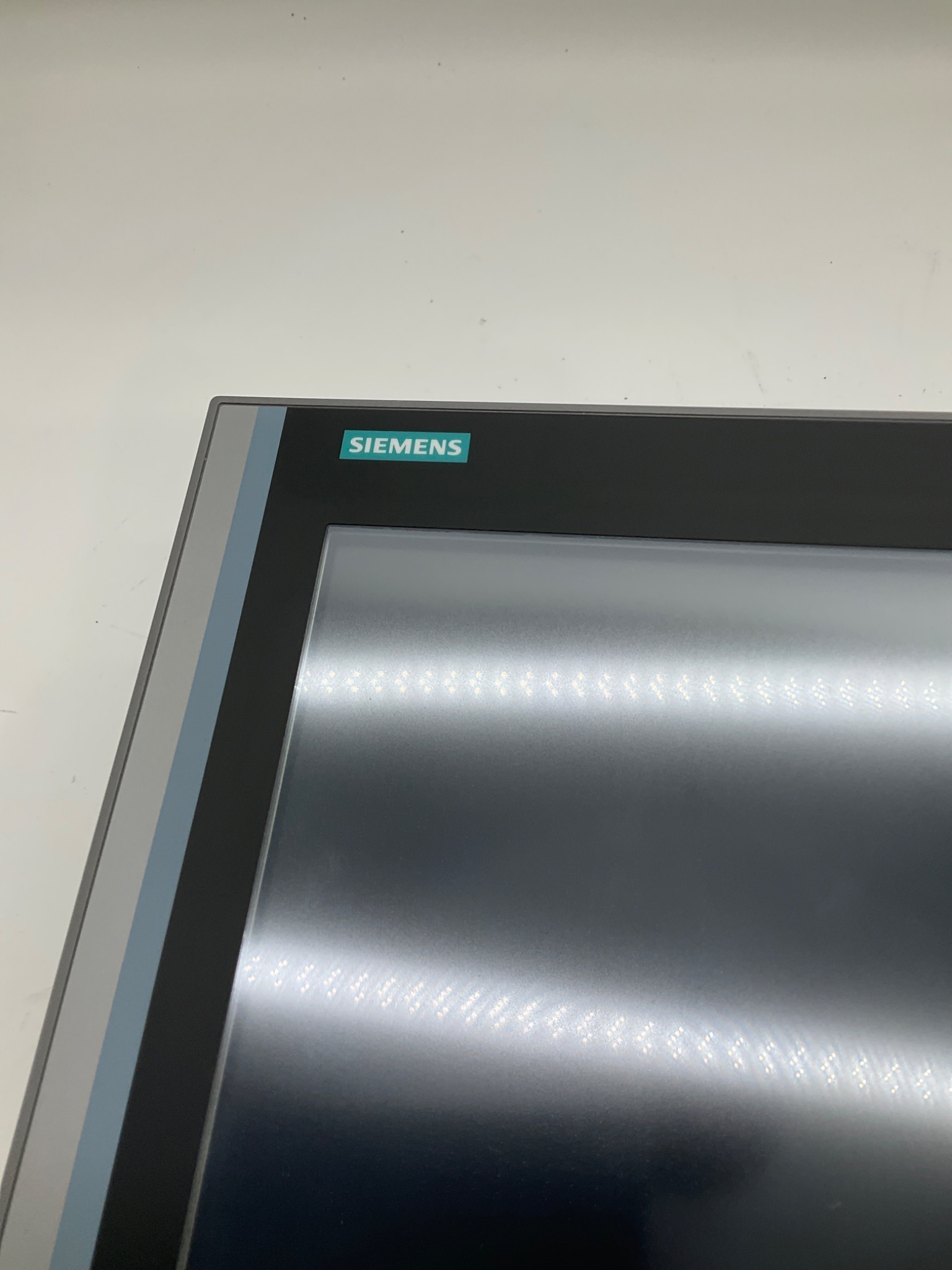 SIEMENS 6AV7260-0GM40-0FA6 SIMATIC IPC677D 15" Touch Panel PC USED 1