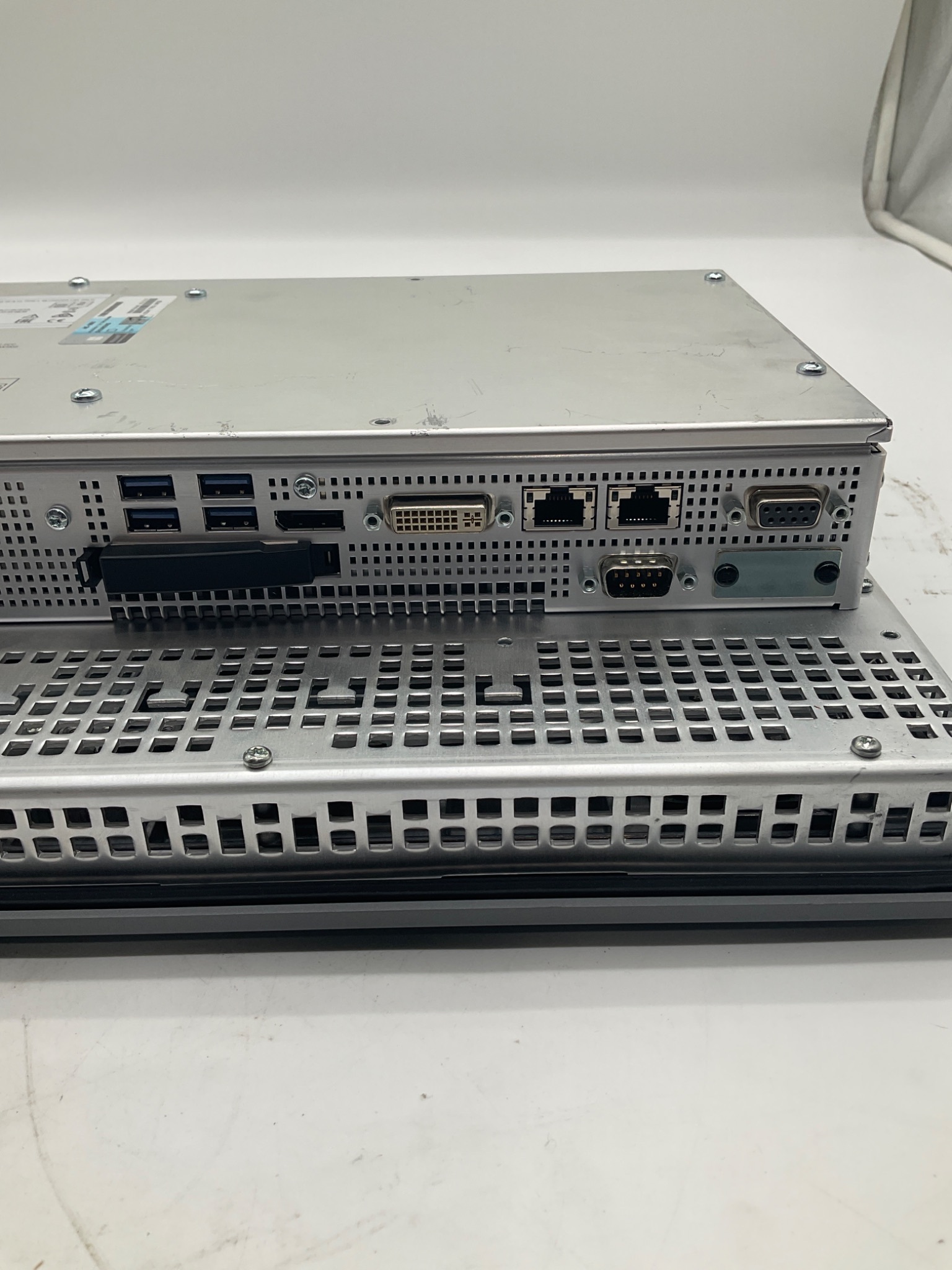 SIEMENS 6AV7240-4BD07-0PA0 SIMATIC IPC477D 15" Touch Panel PC USED 3
