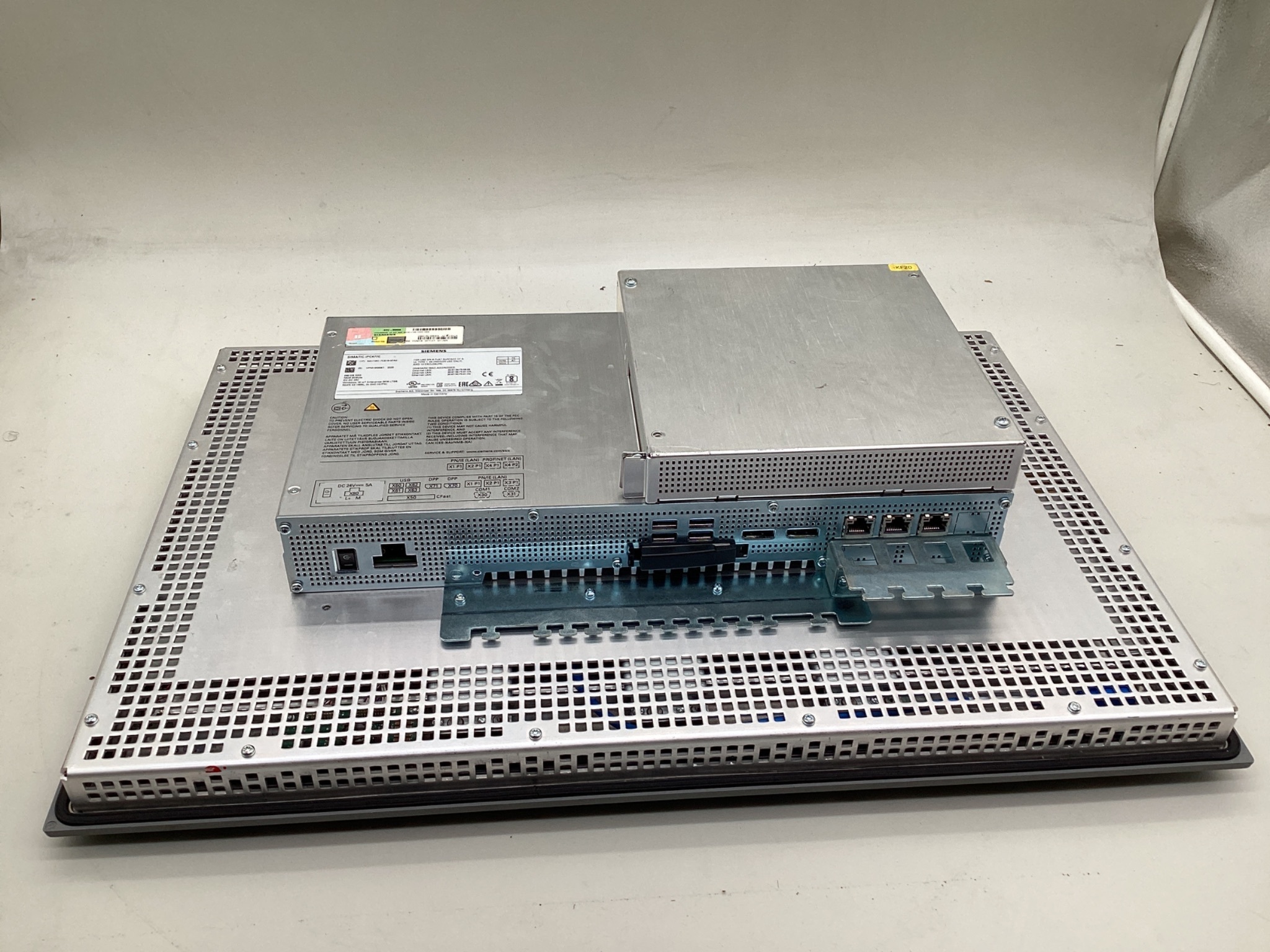 SIEMENS 6AV7241-7EB18-0FA0 SIMATIC IPC477E 15" Touch Panel PC USED 3