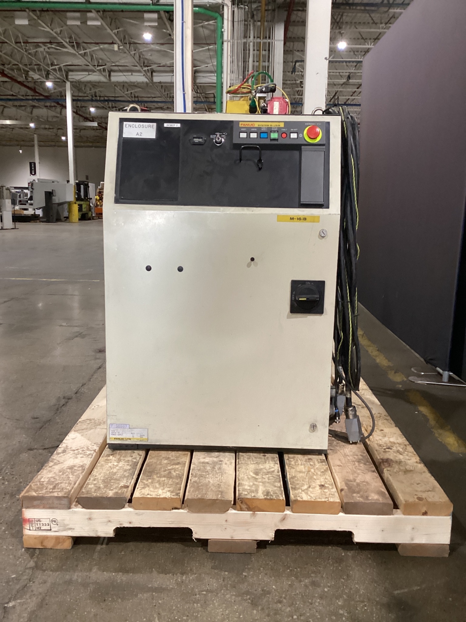 FANUC M-16iB/20 Complete With R-J3iB Controller TESTED USED 5