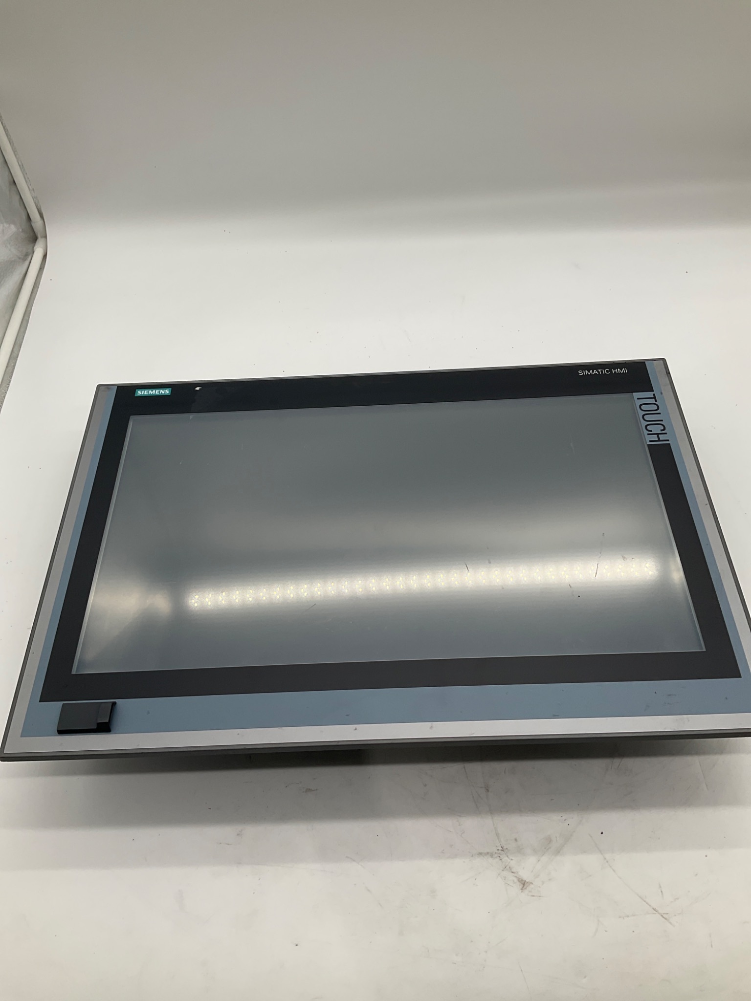 SIEMENS 6AV7240-6EC07-0HA0 SIMATIC IPC477D 22" Touch Panel PC USED 0