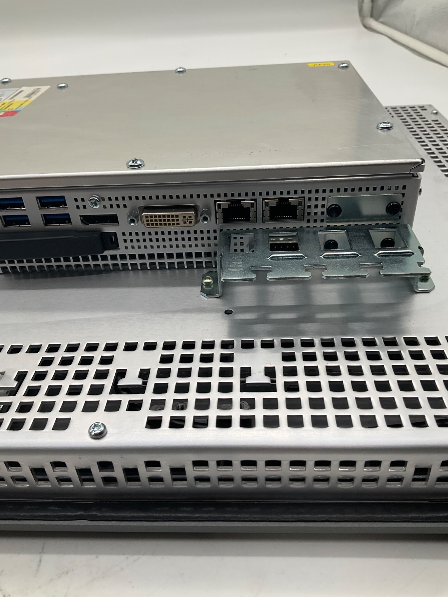 SIEMENS 6AV7240-6EC07-0HA0 SIMATIC IPC477D 22" Touch Panel PC USED 3