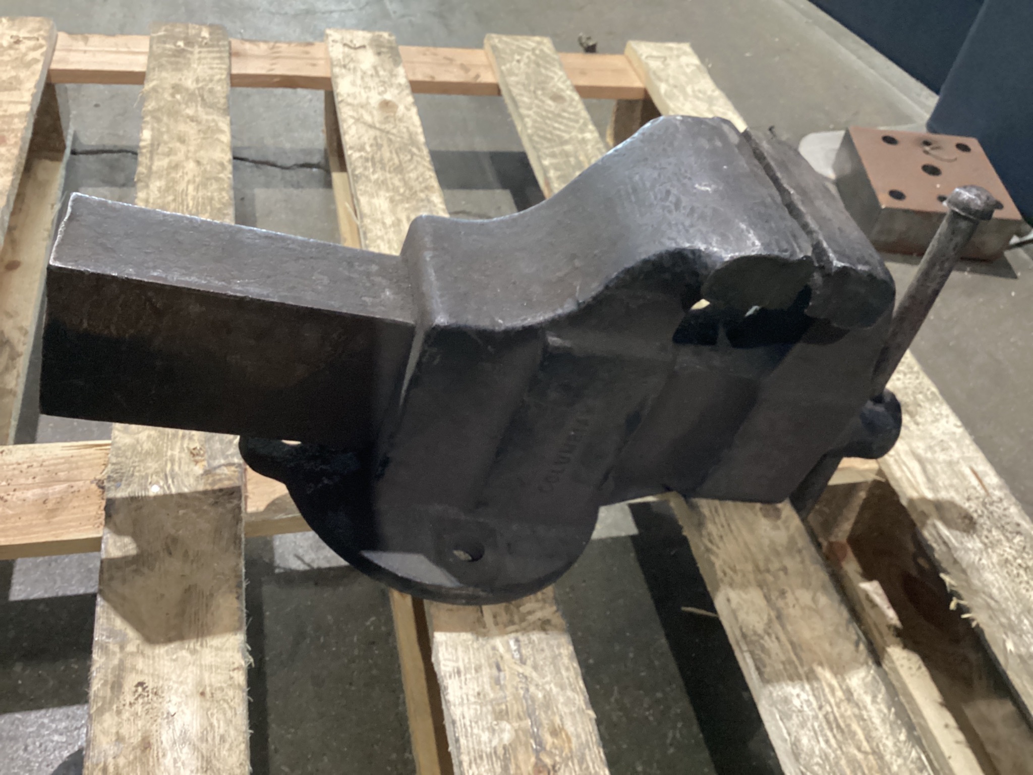 COLUMBIAN VISE MFG. CO. NO. 505 Bench Vise USED 1