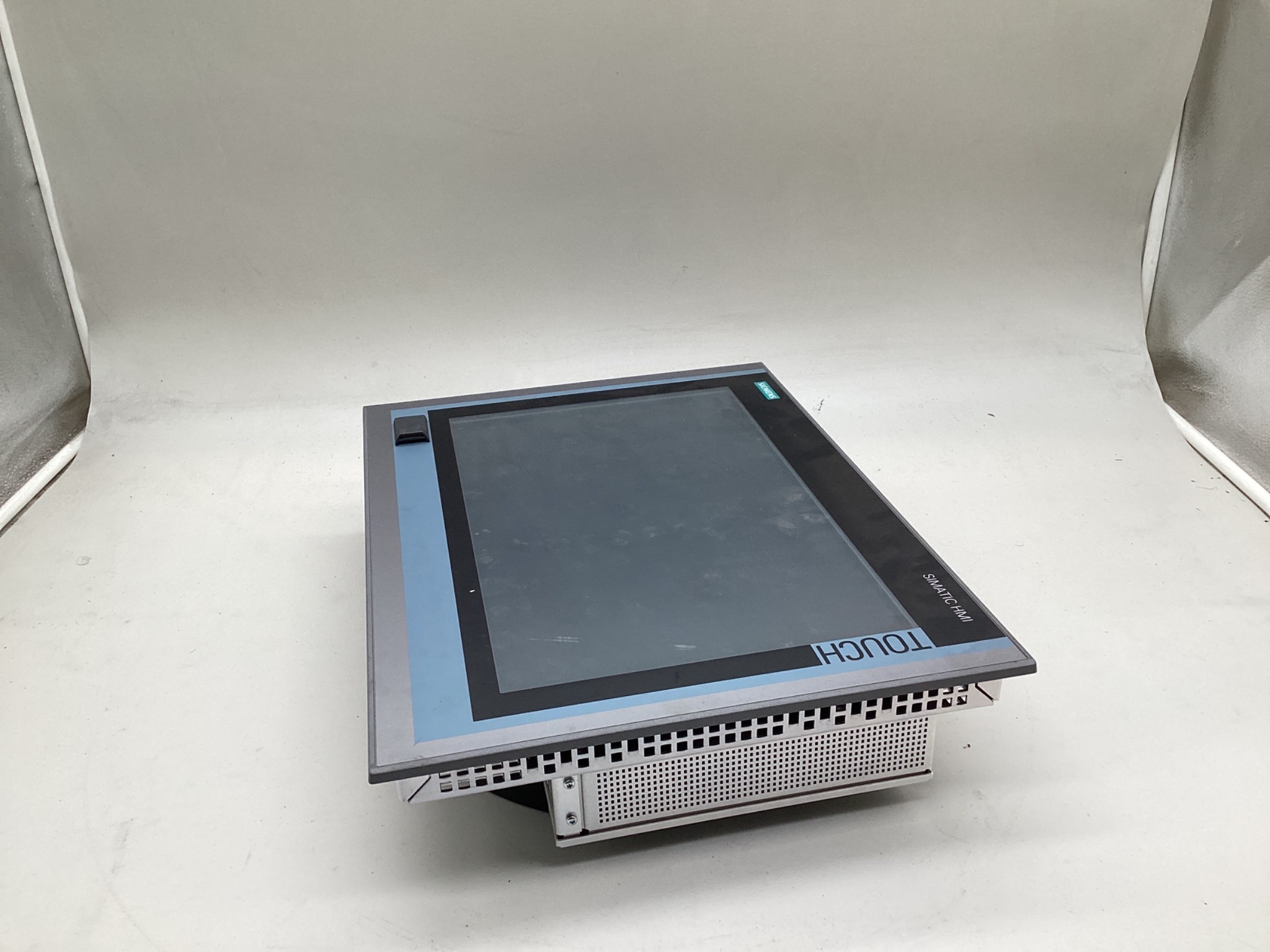 SIEMENS 6AV7240-3BC07-0HA0 SIMATIC IPC477D 15" Touch Panel PC USED 2