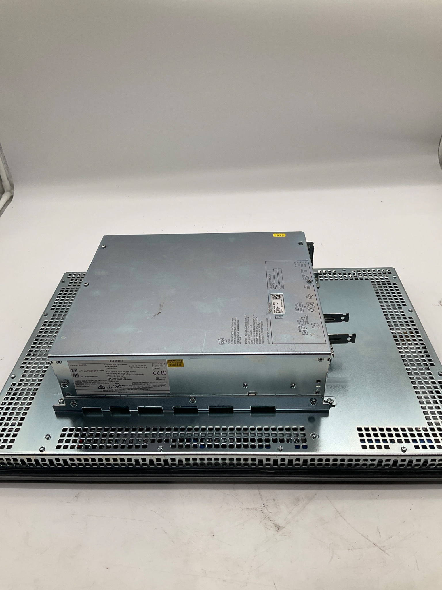 SIEMENS 6AV7260-2GM41-0BX6 SIMATIC IPC677D 22" Touch Panel PC USED 6