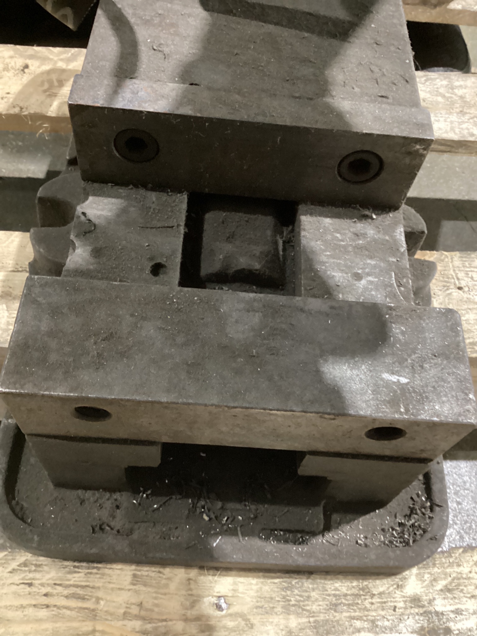 KURT D80K AngLock Machine Vise USED 3