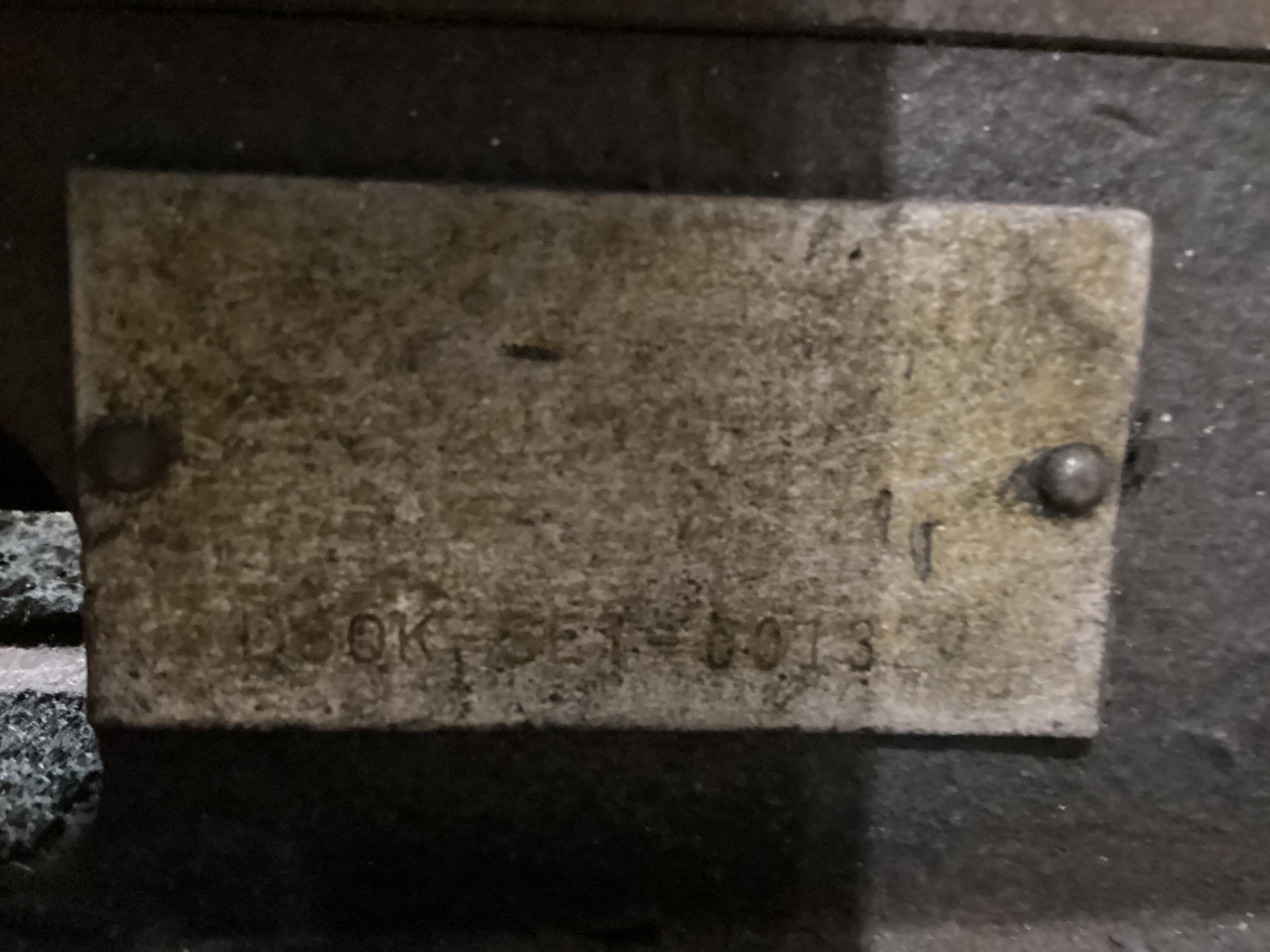 KURT D80K AngLock Machine Vise USED 4