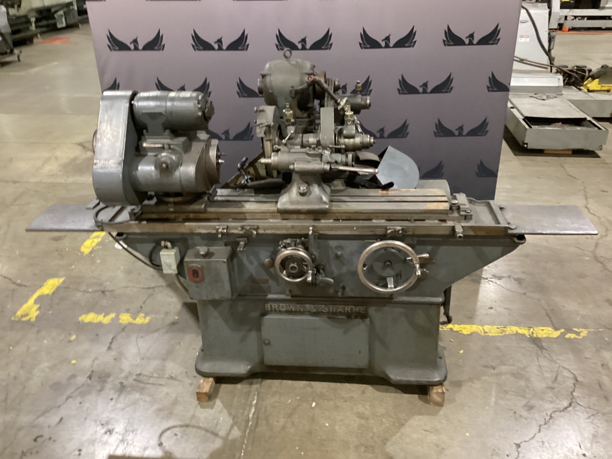 BROWN & SHARPE NO. 2 Universal Tool & Cutter Grinder USED 0