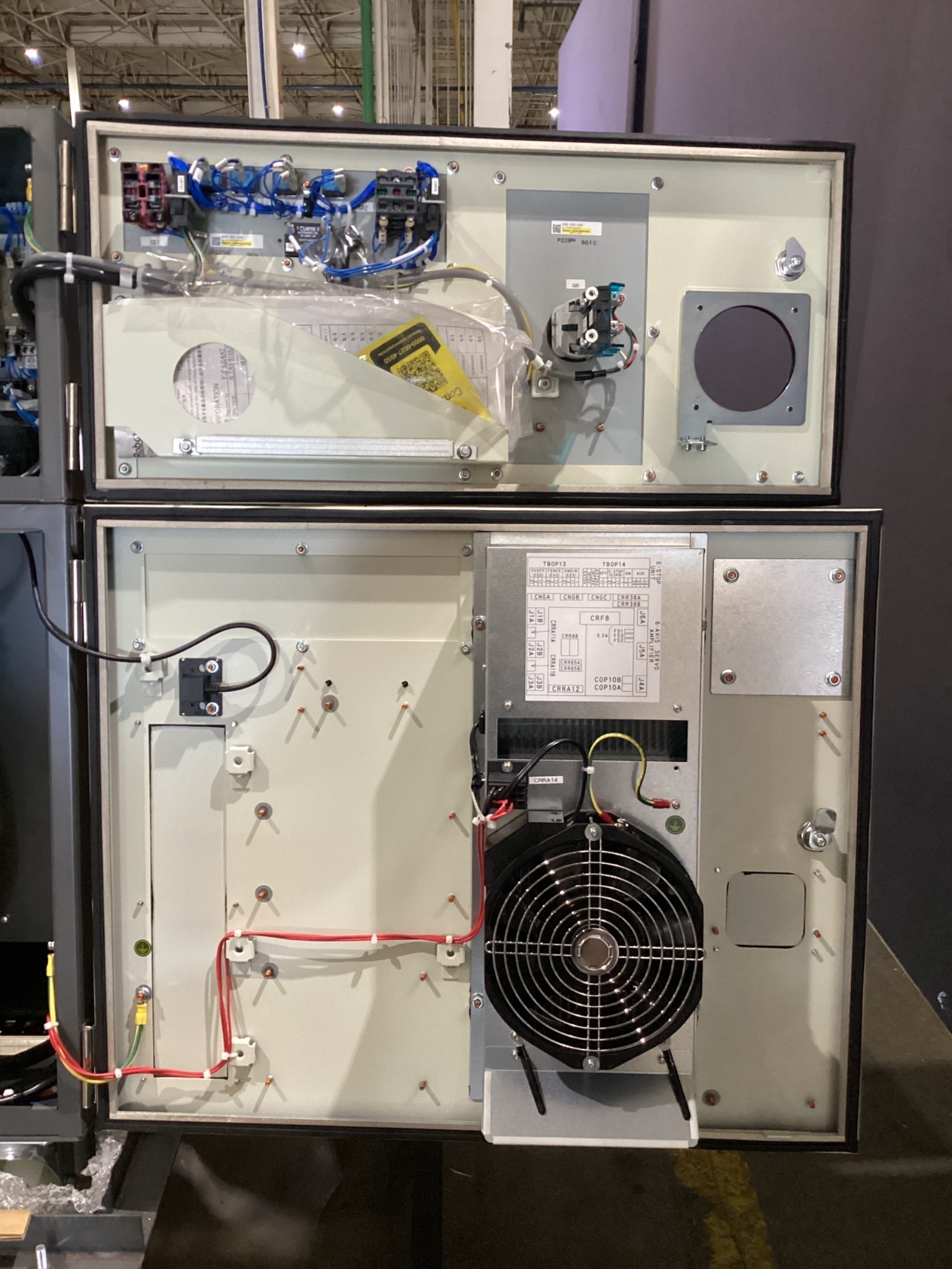 FANUC M-10iA/12 Complete With R-30iB Controller NEW 5