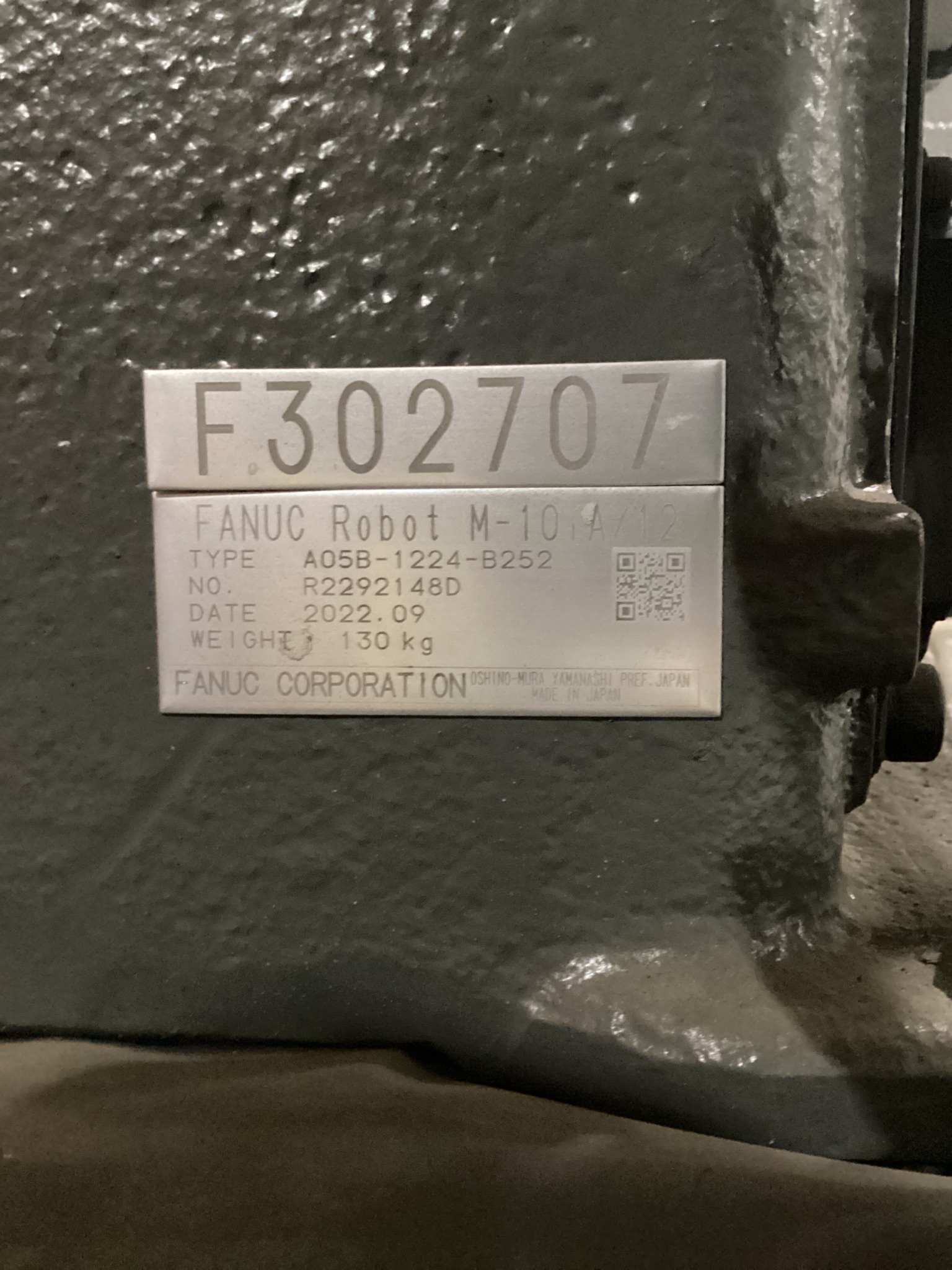 FANUC M-10iA/12 Complete With R-30iB Controller NEW 7