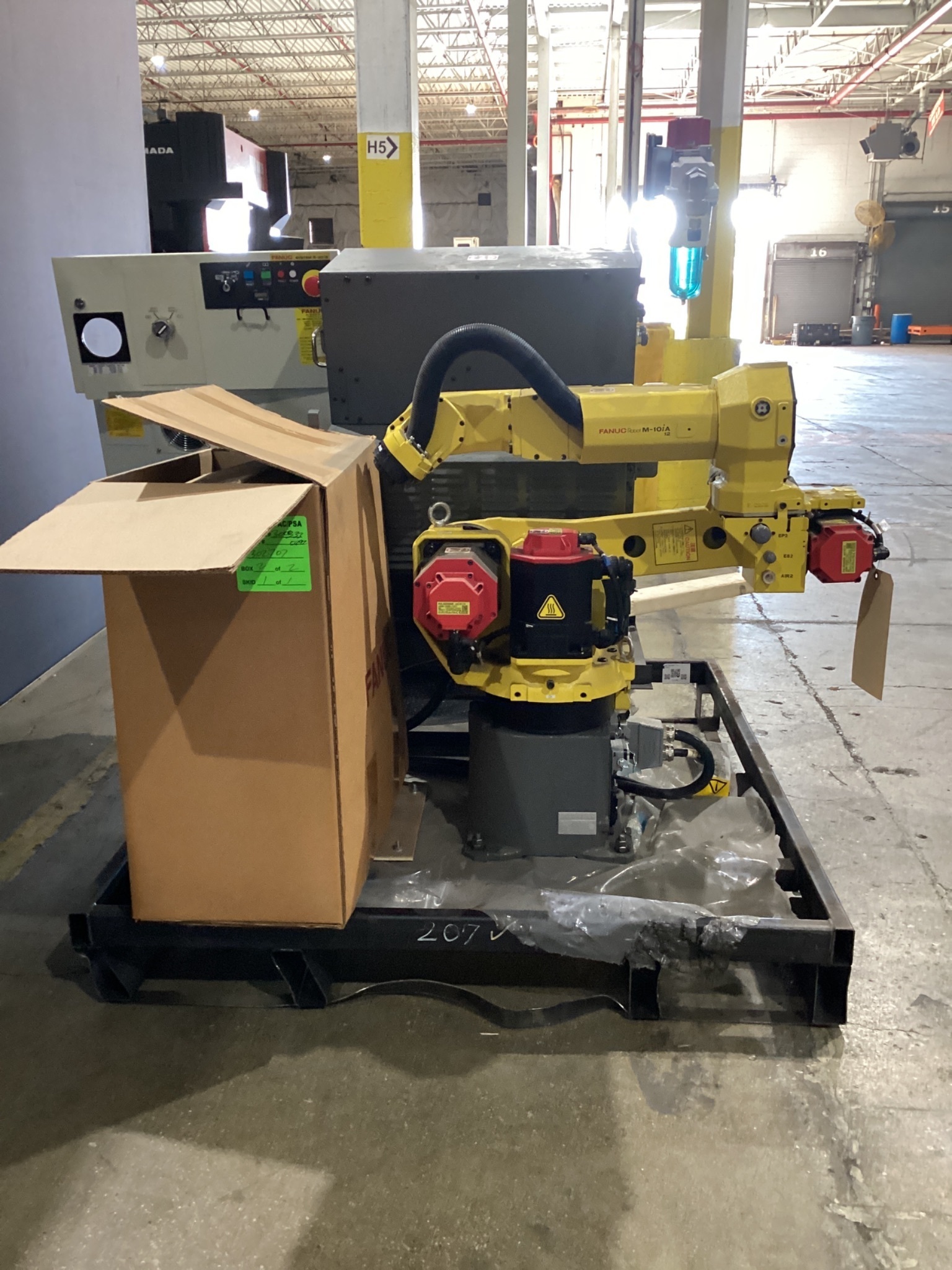FANUC M-10iA/12 Complete With R-30iB Controller NEW 8