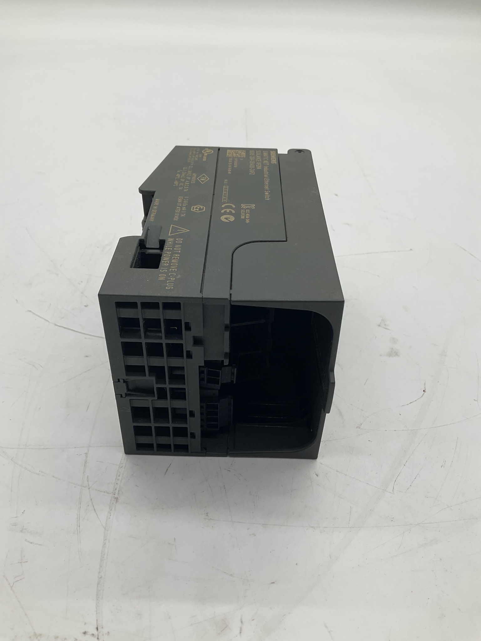 SIEMENS 6GK5204-0BA00-2AF2 SCALANCE XF204 Industrial Ethernet Switch USED 4