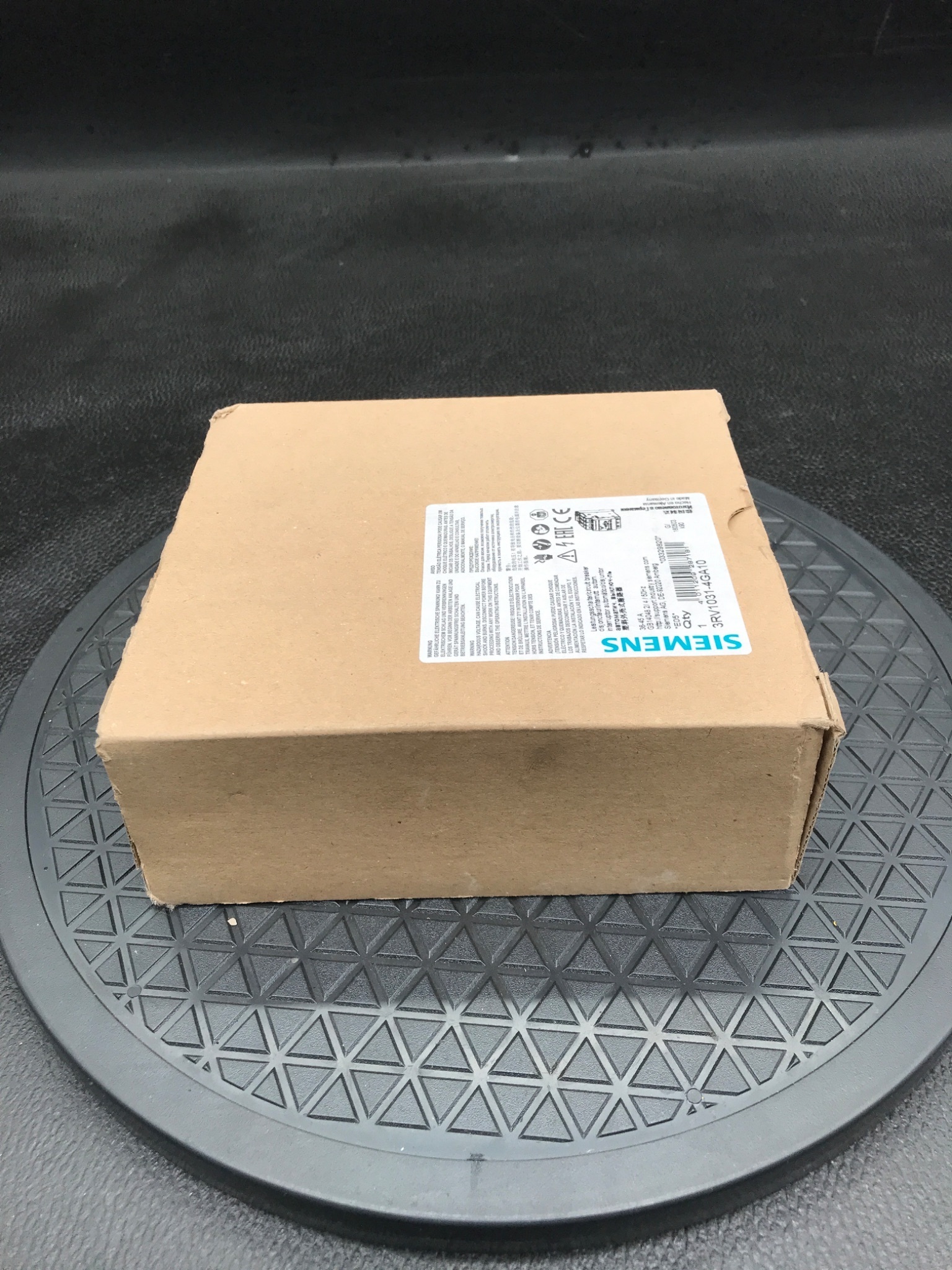 Siemens 3RV1031-4GA10 SIRIUS Motor Starter Protector 36-45A NEW 2