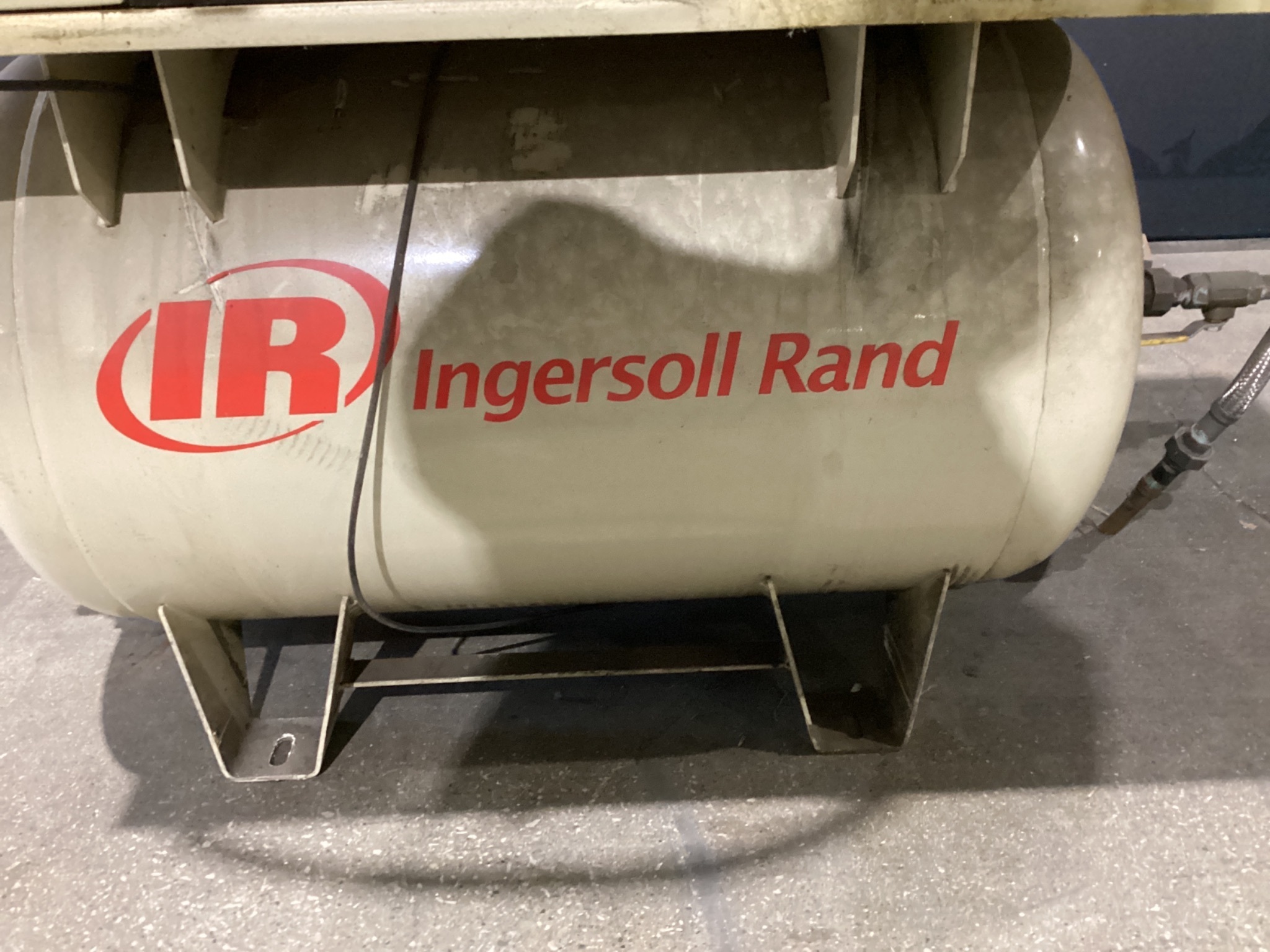 INGERSOLL RAND UP6-15C-125 Rotary Screw Air Compressor USED 2