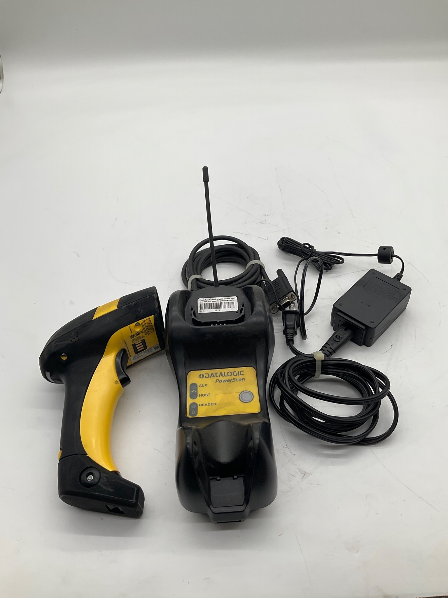 DATALOGIC BC-8030 PowerScan Base/Charger With PowerScan M8500 Scanner USED 0