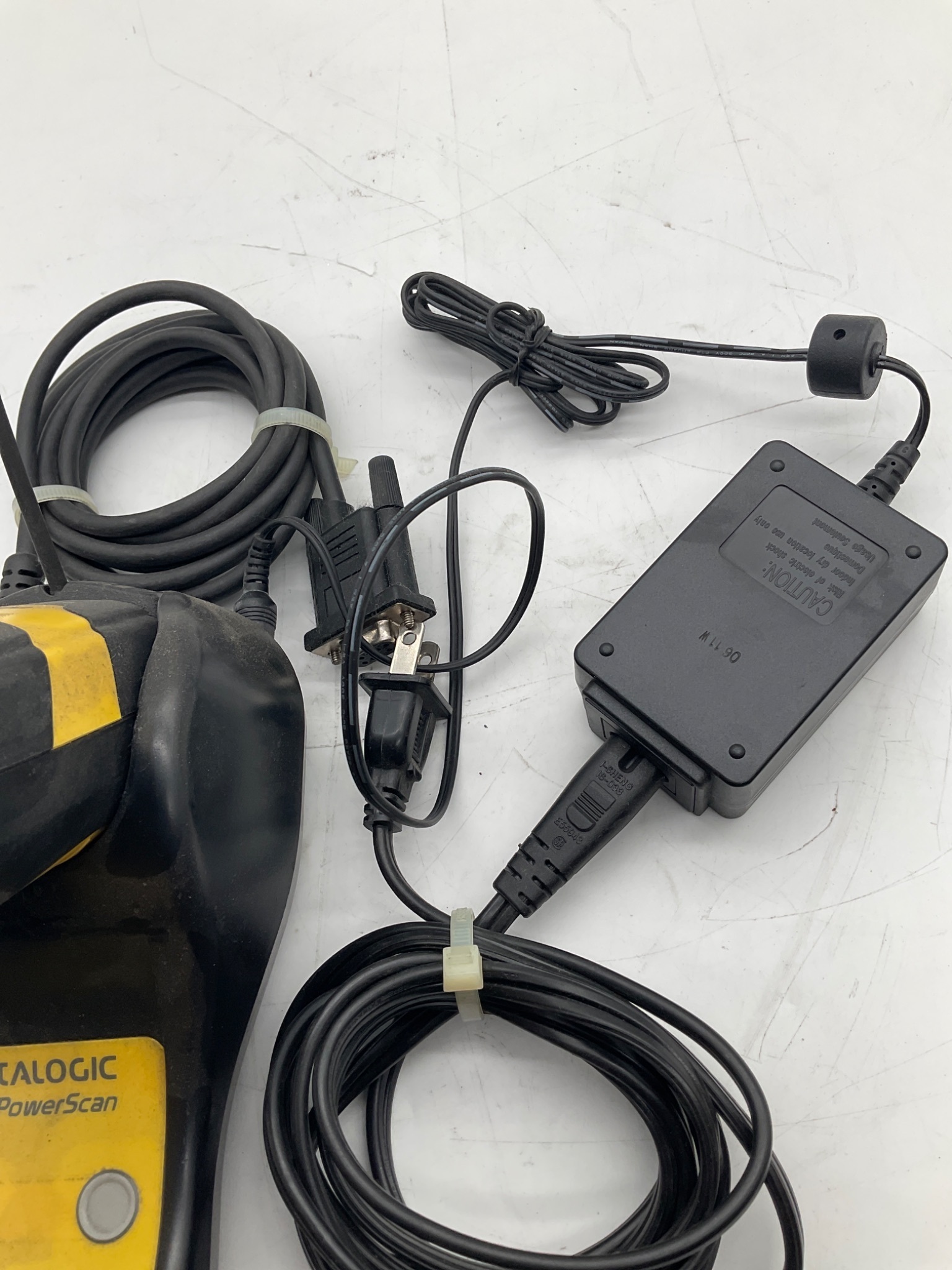 DATALOGIC BC-8030 PowerScan Base/Charger With PowerScan M8500 Scanner USED 4