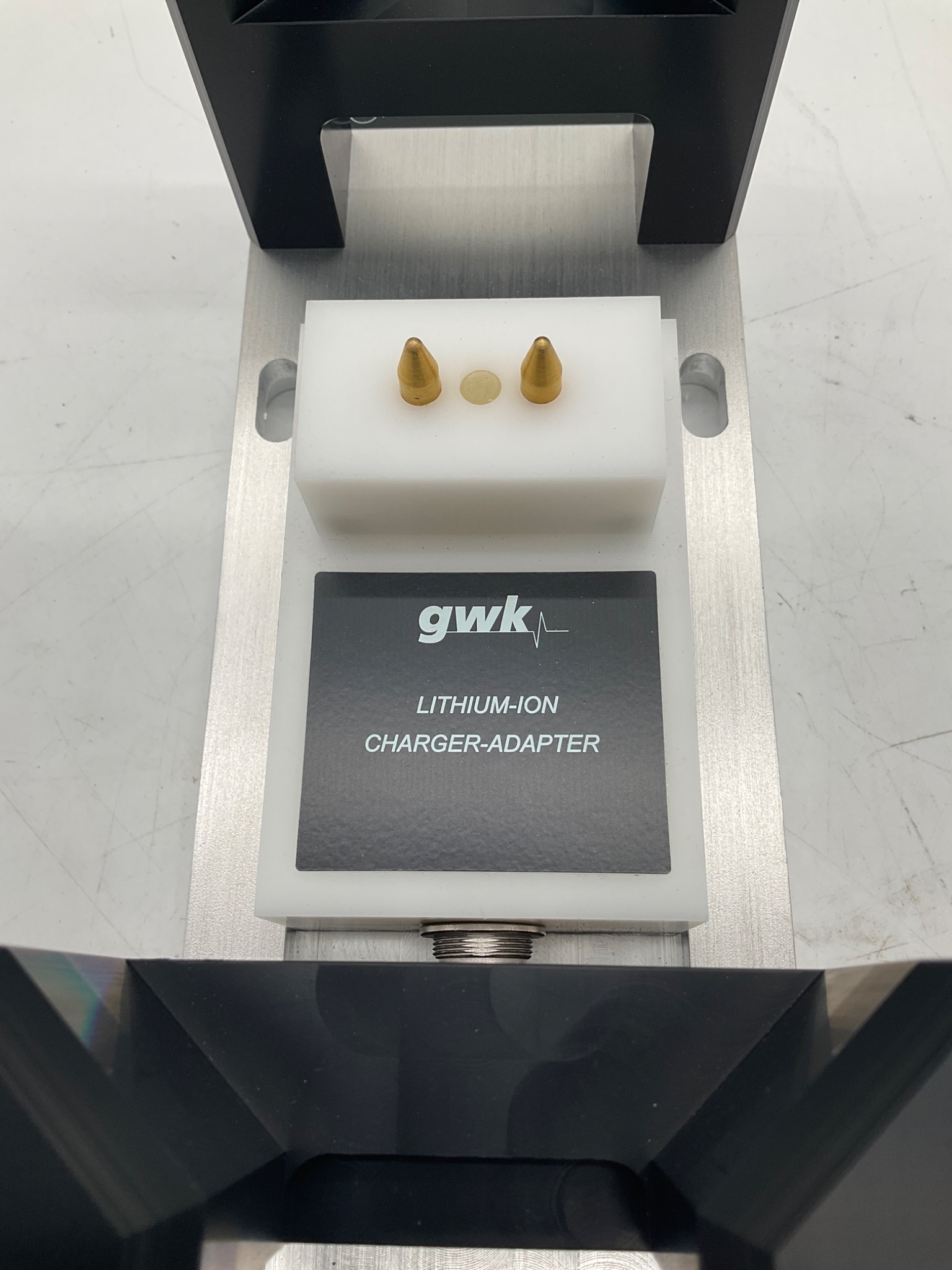 GWK Lithium-Ion Charger-Adapter ZBEE D1070 Wireless Nutrunner Charger USED 2