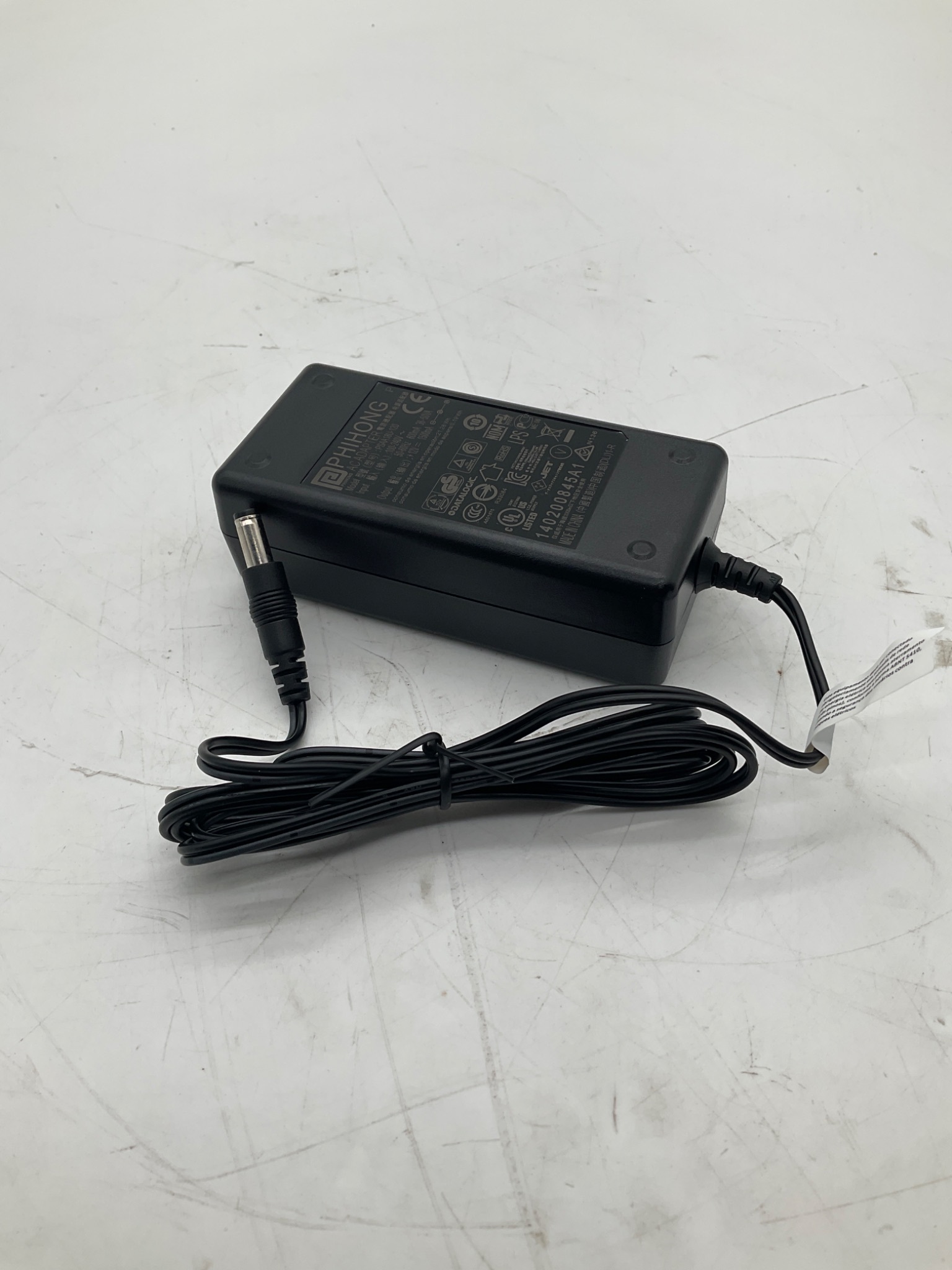 Phihong 8-0935 PSAA18U-120 12VDC Power Adapter NEW 2