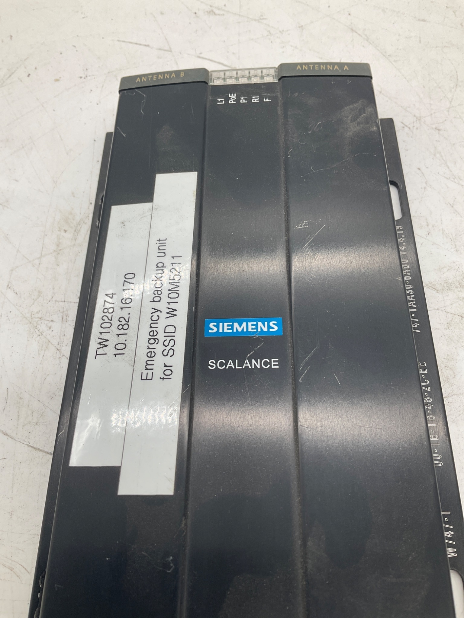 Siemens 6GK5747-1AA30-6AB0 SCALANCE W747-1 Industrial WLAN Access Point USED 1