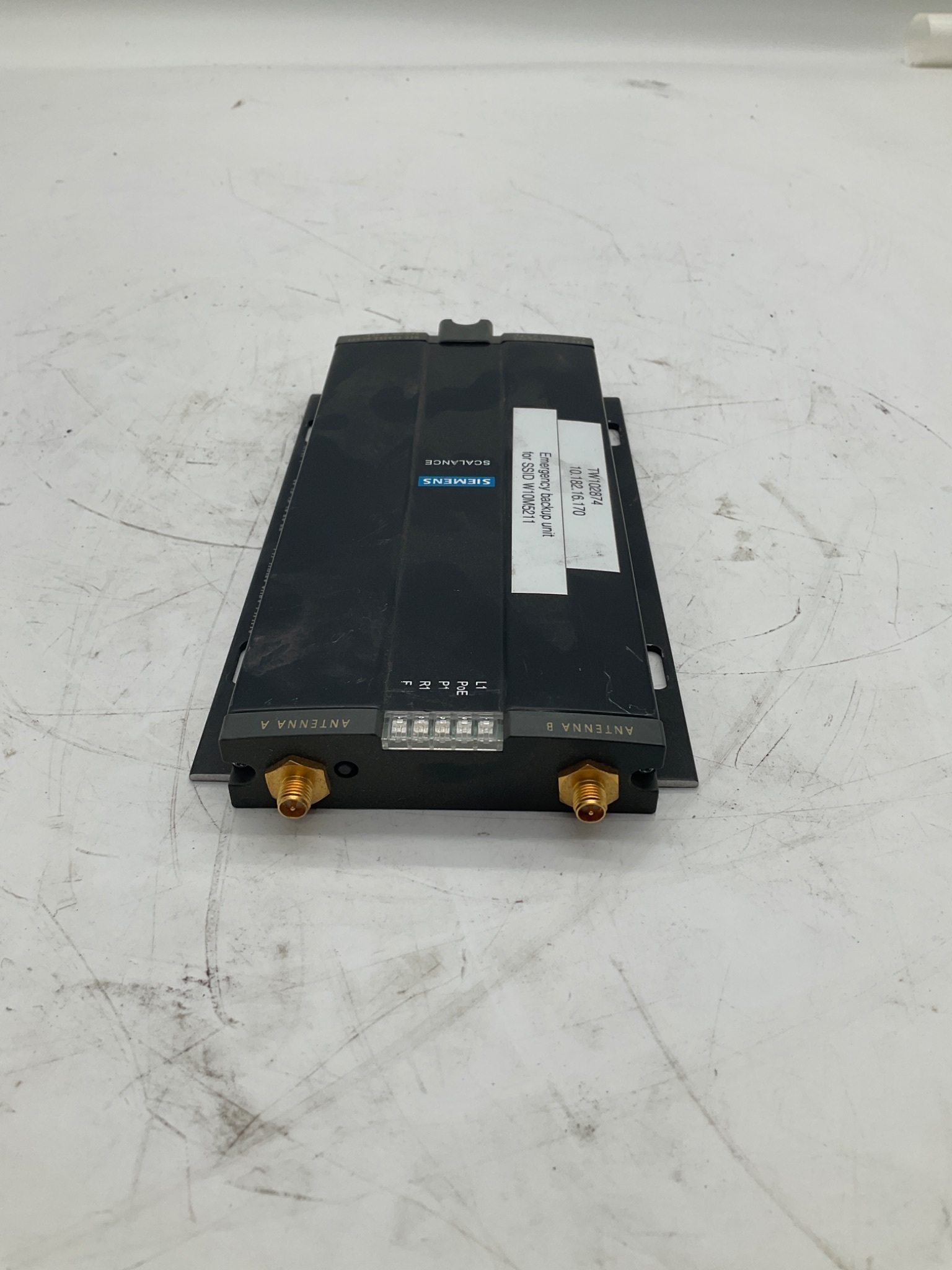 Siemens 6GK5747-1AA30-6AB0 SCALANCE W747-1 Industrial WLAN Access Point USED 3