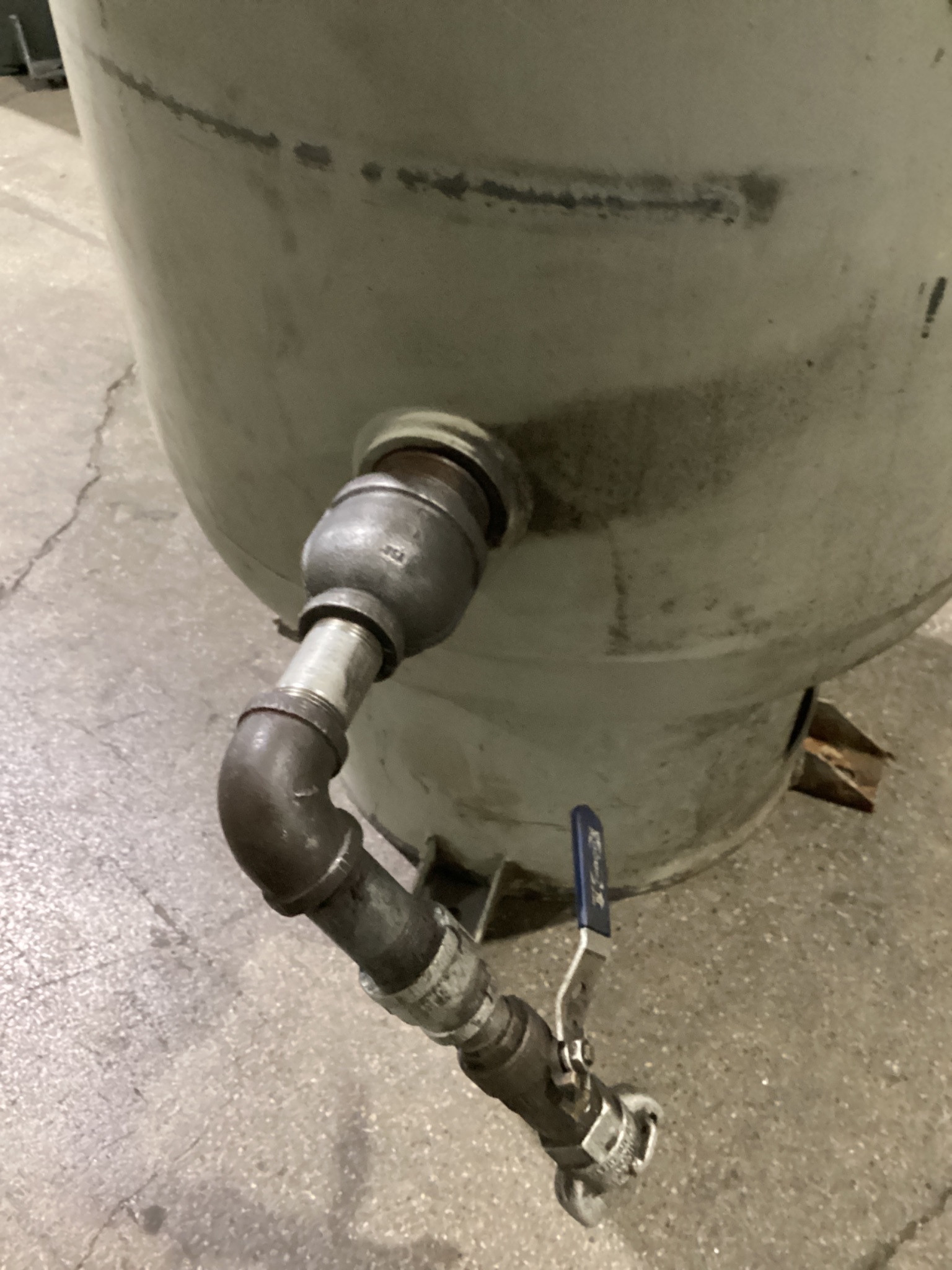 Manchester Tank 3230 120 Gallon Vertical Air Receiver Tank USED 2