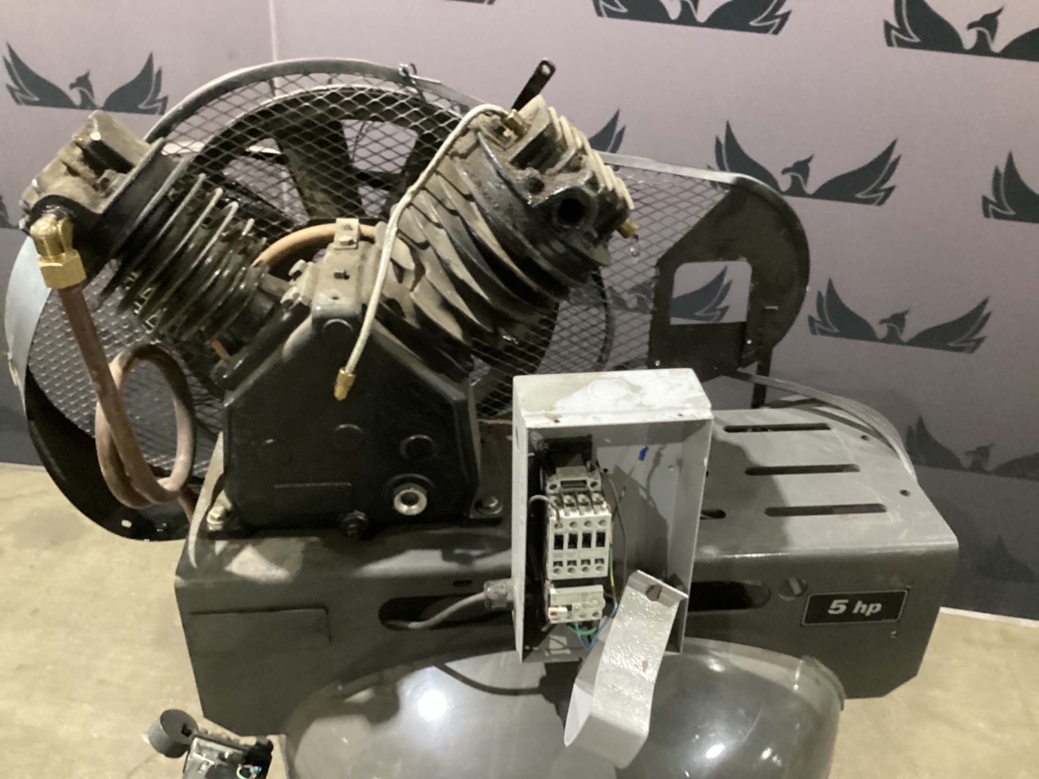 Schulz CSV 20 MAX 5 HP Vertical Air Compressor 80 Gallon USED 1