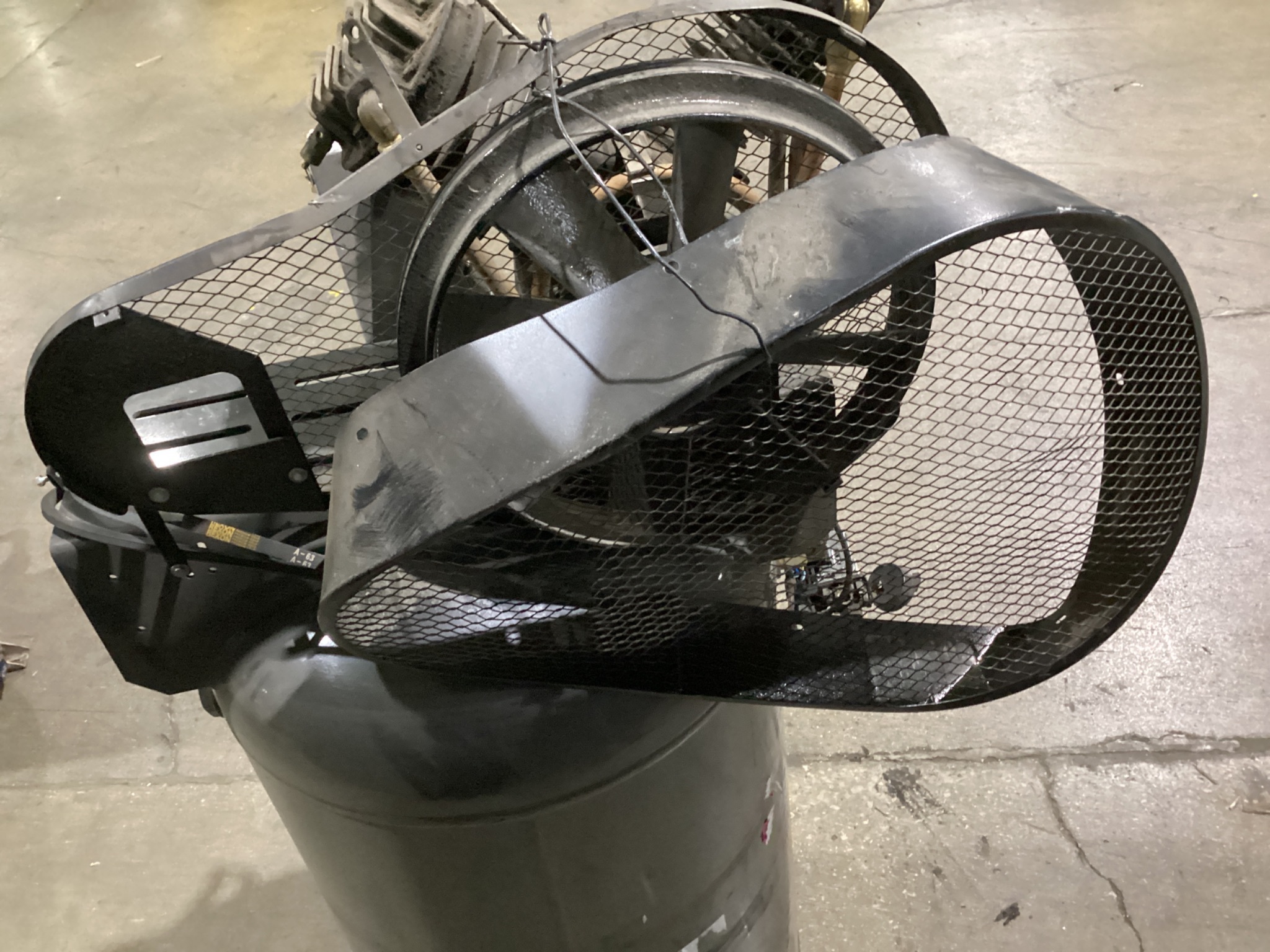 Schulz CSV 20 MAX 5 HP Vertical Air Compressor 80 Gallon USED 2