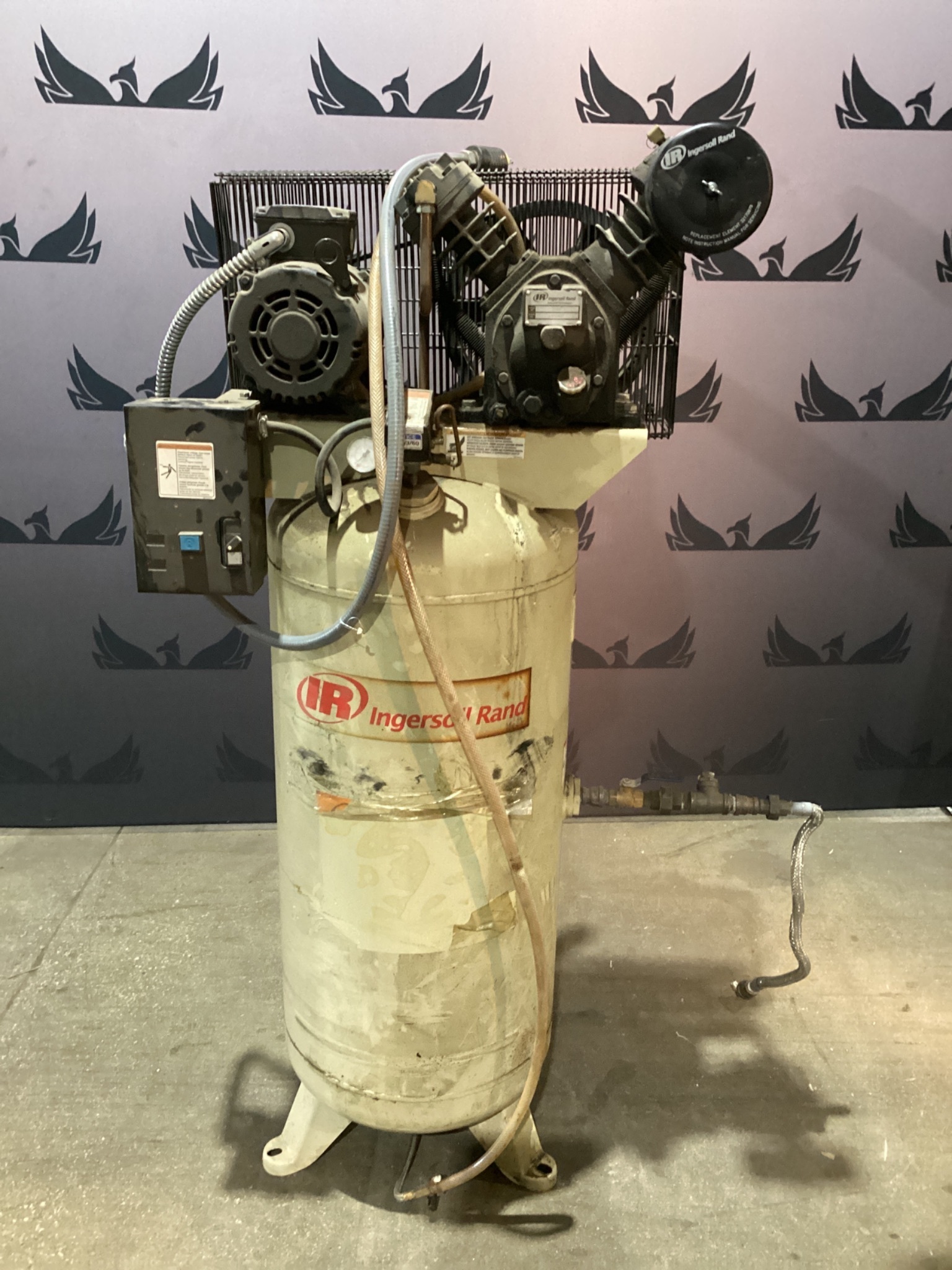 Ingersoll Rand 2340L5-V 5 HP Two-Stage Reciprocating Air Compressor USED 0