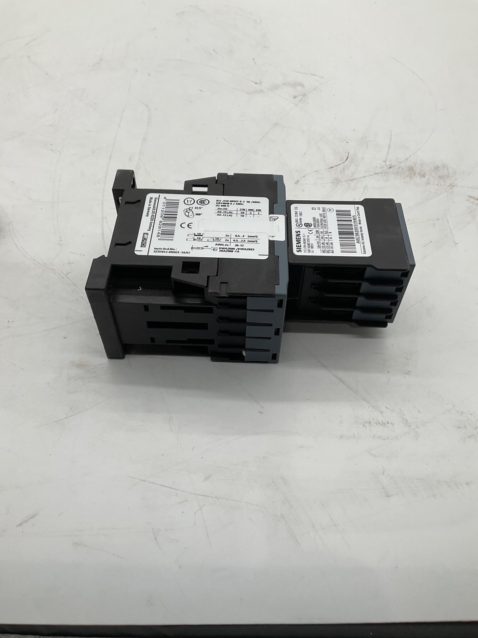 Siemens 3RH2244-2BB40 SIRIUS Contactor Relay 24VDC 4NO+4NC NEW 3