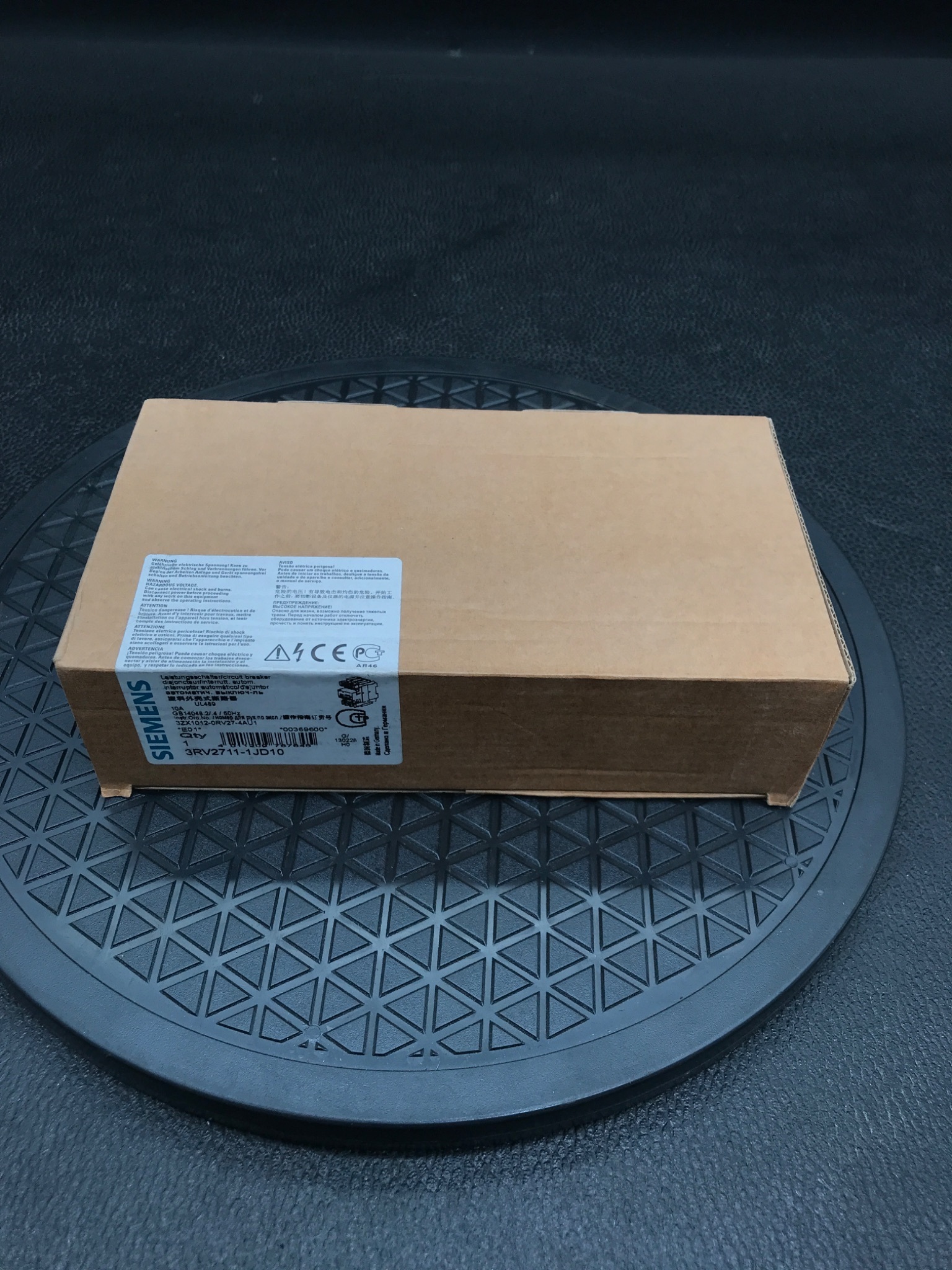 Siemens 3RV2711-1JD10 SIRIUS Circuit Breaker 10A UL489 NEW 0