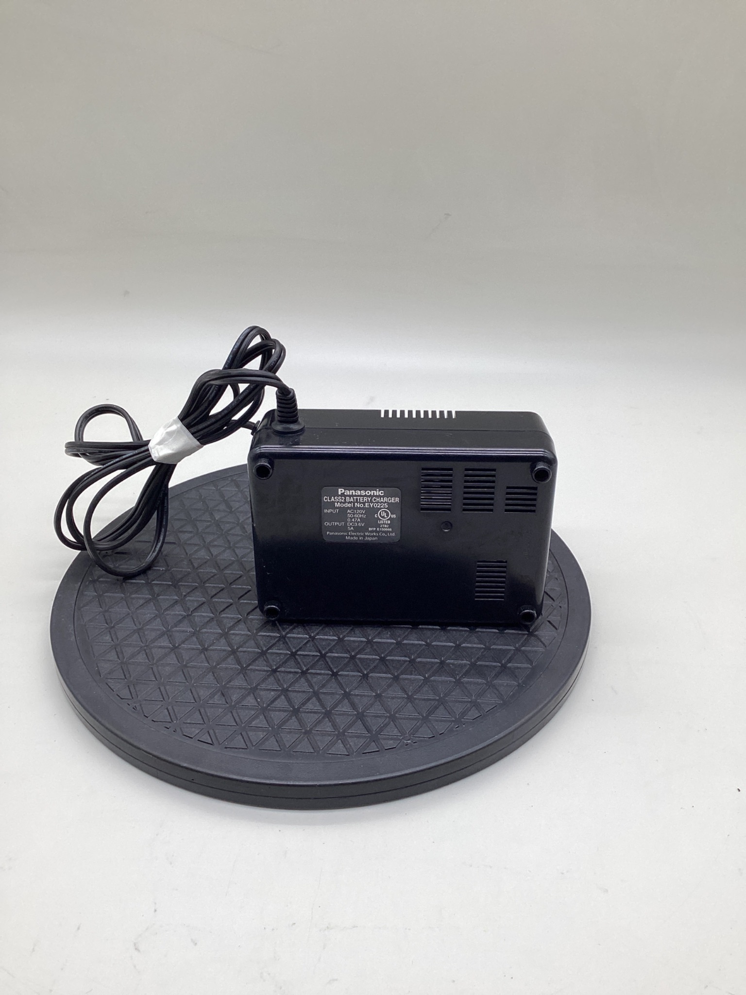 Panasonic EY0225 Universal Battery Charger USED 1