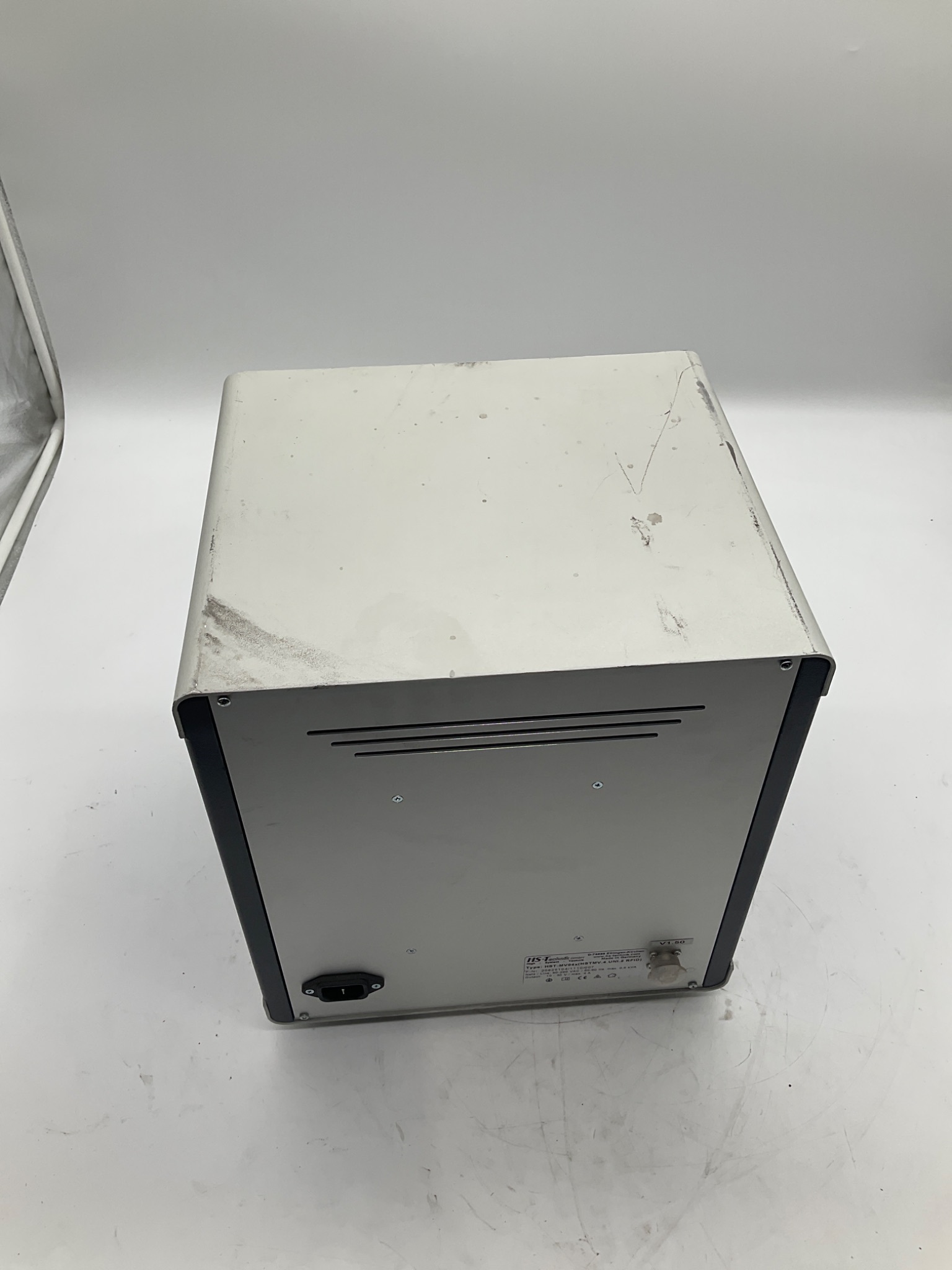 HS-Technik HST-MV04x HSTMV.4.UNI.2 RFID 4-Position Battery Charger USED 3