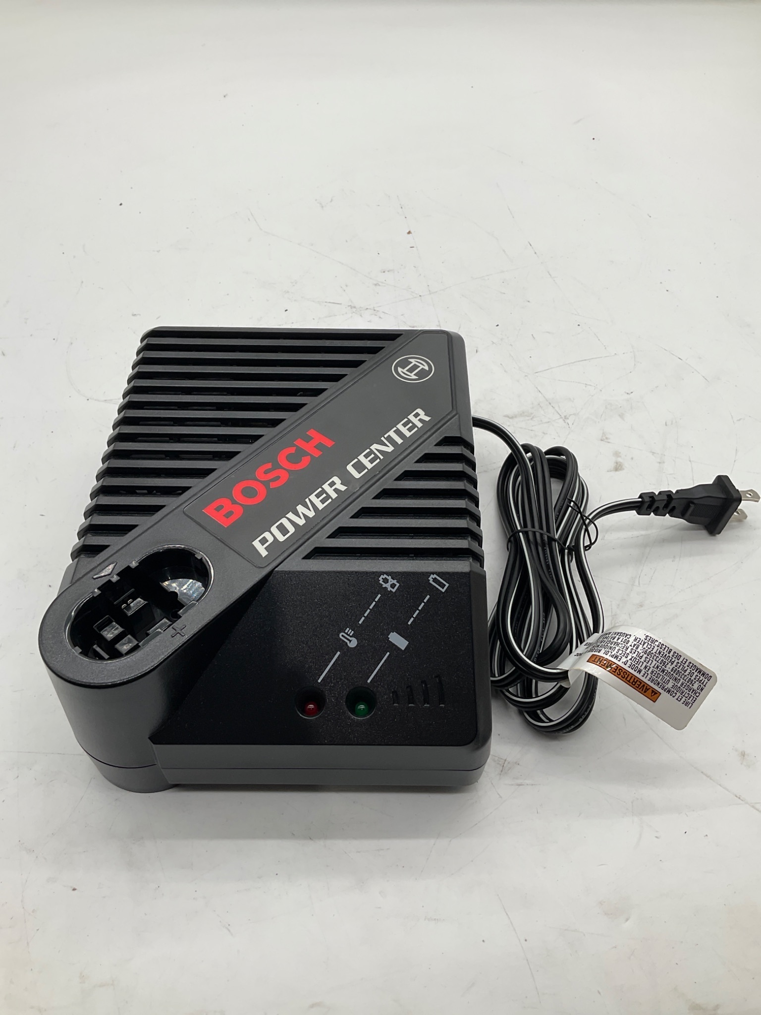 Bosch BC016 Battery Charger NEW 1