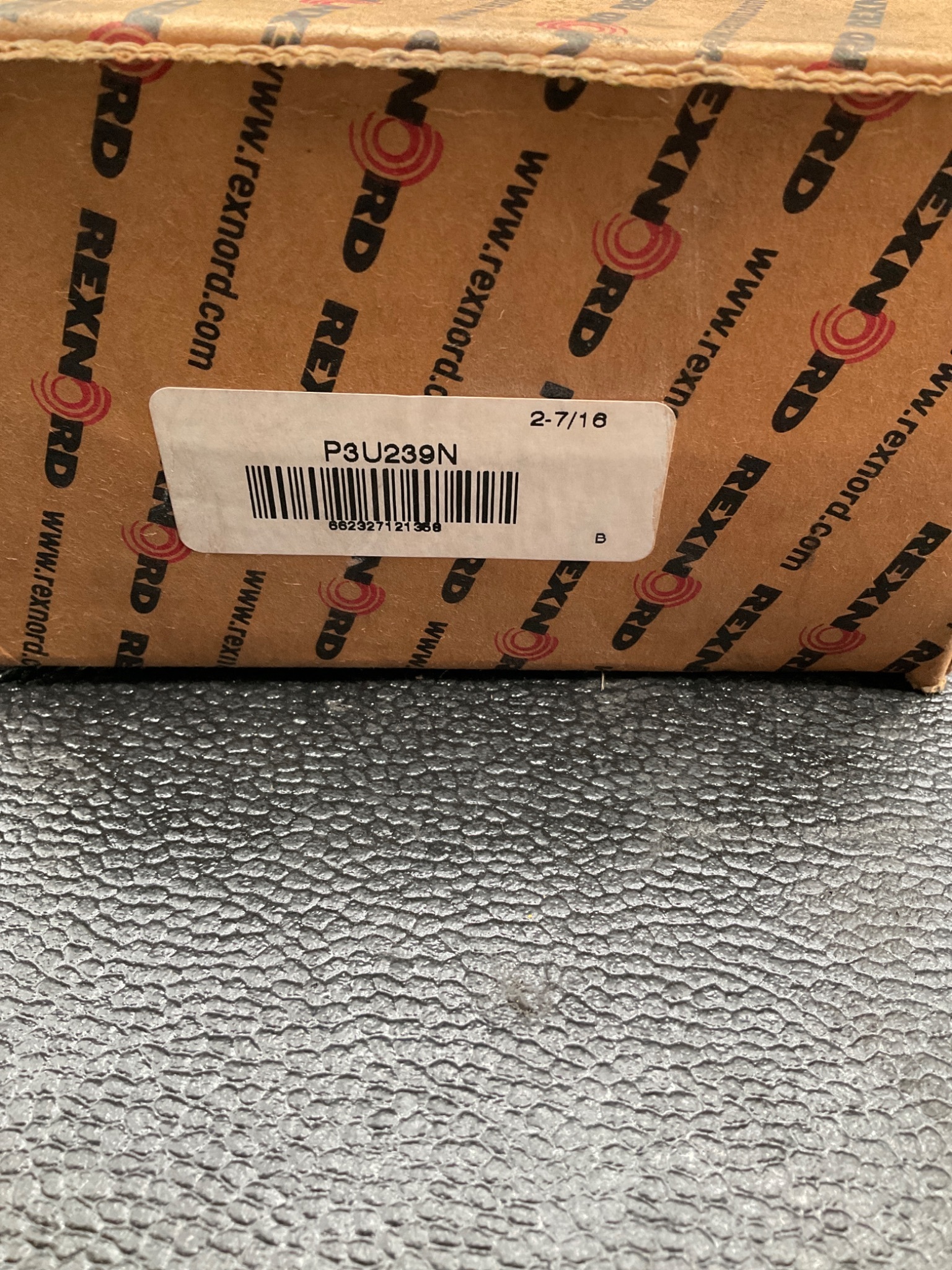 REXNORD P3U239N PILLOW BLOCK BEARING 2-7/16" BORE NEW 1