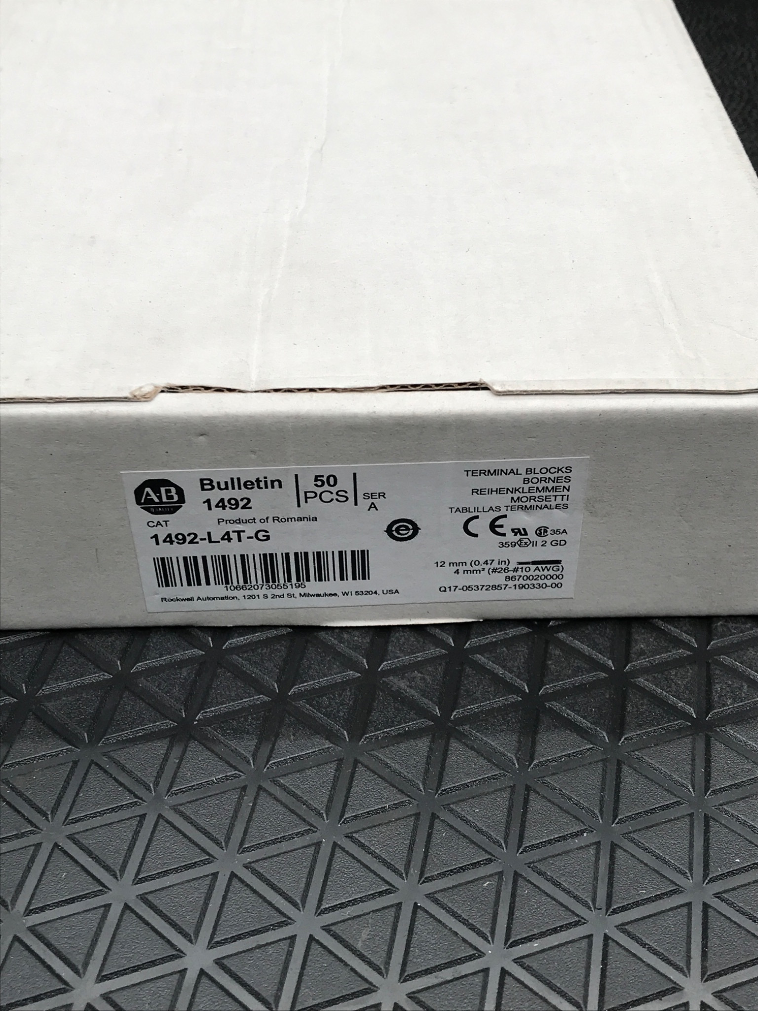 Allen-Bradley 1492-L4T-G Feed-Through Terminal Block Green 4mm² (Box of 50) NEW 5