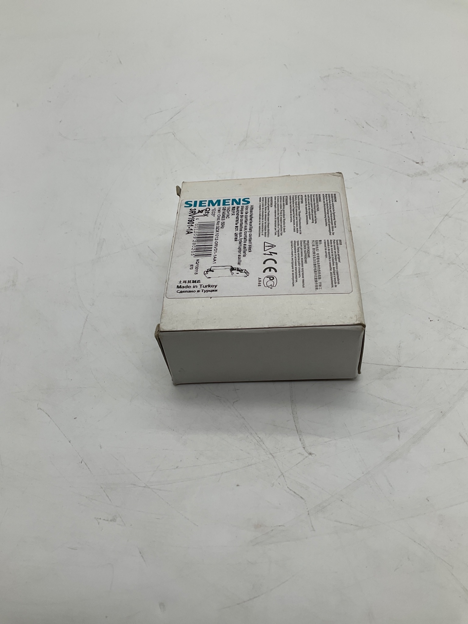 Siemens 3RV1901-1A Auxiliary Contact Block 1NO+1NC NEW 1