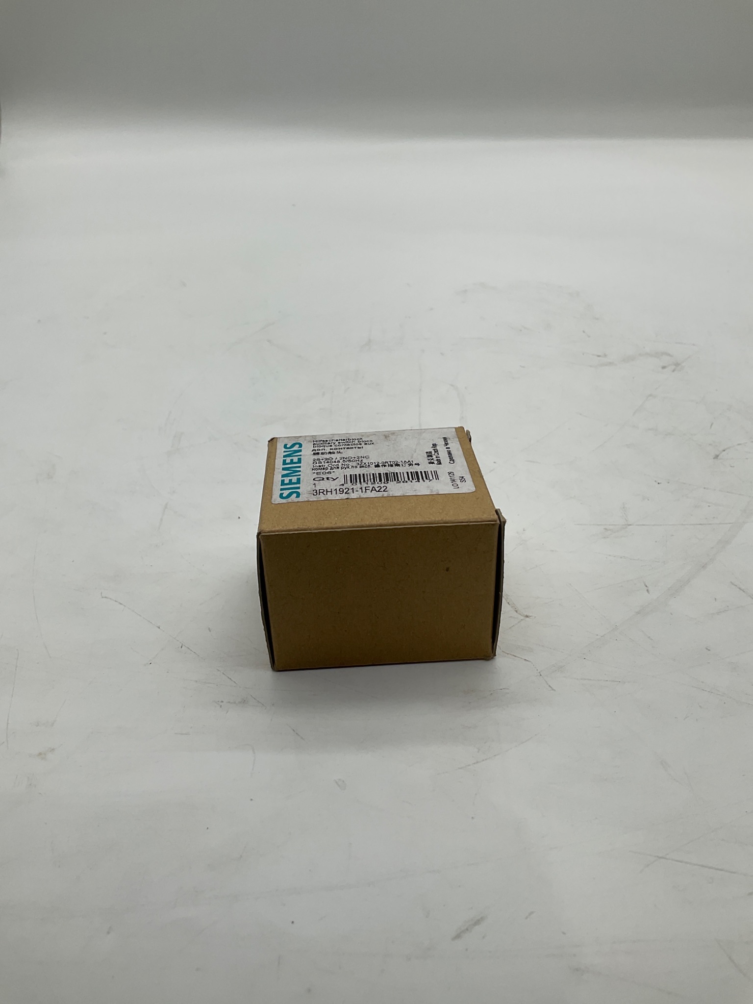 Siemens 3RH1921-1FA22 Auxiliary Switch Block 2NO+2NC NEW 2