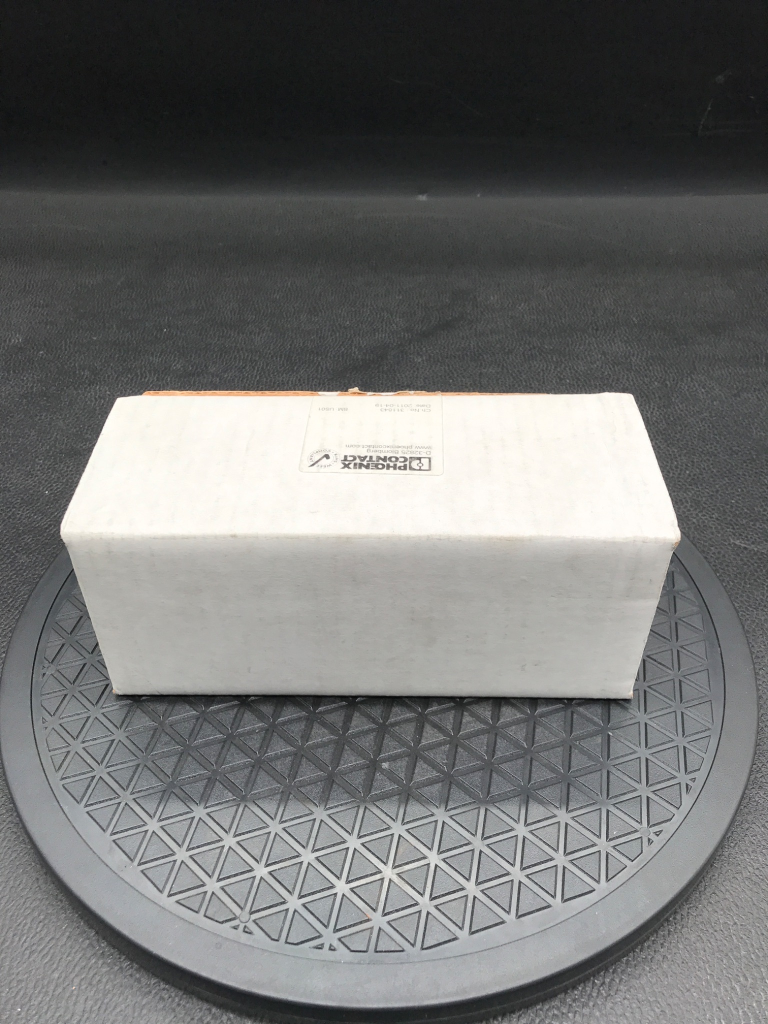 PHOENIX CONTACT HC-P-RJ45-CAT5-(F/F)-120VAC RJ45 CAT5 Panel Feed-Through Connector NEW 2
