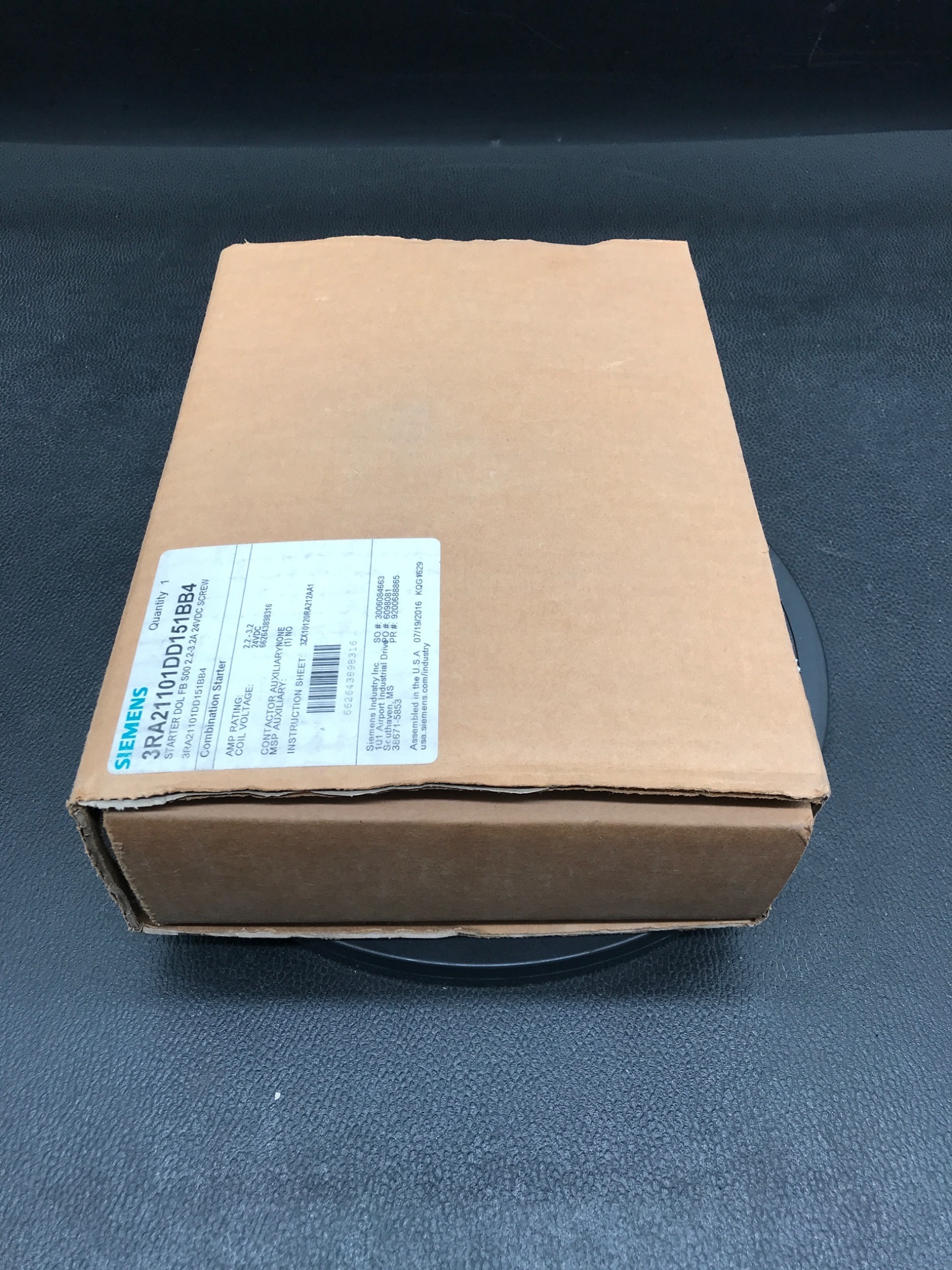 SIEMENS 3RA21101DD151BB4 SIRIUS Combination Starter 2.2-3.2A 24VDC NEW 1