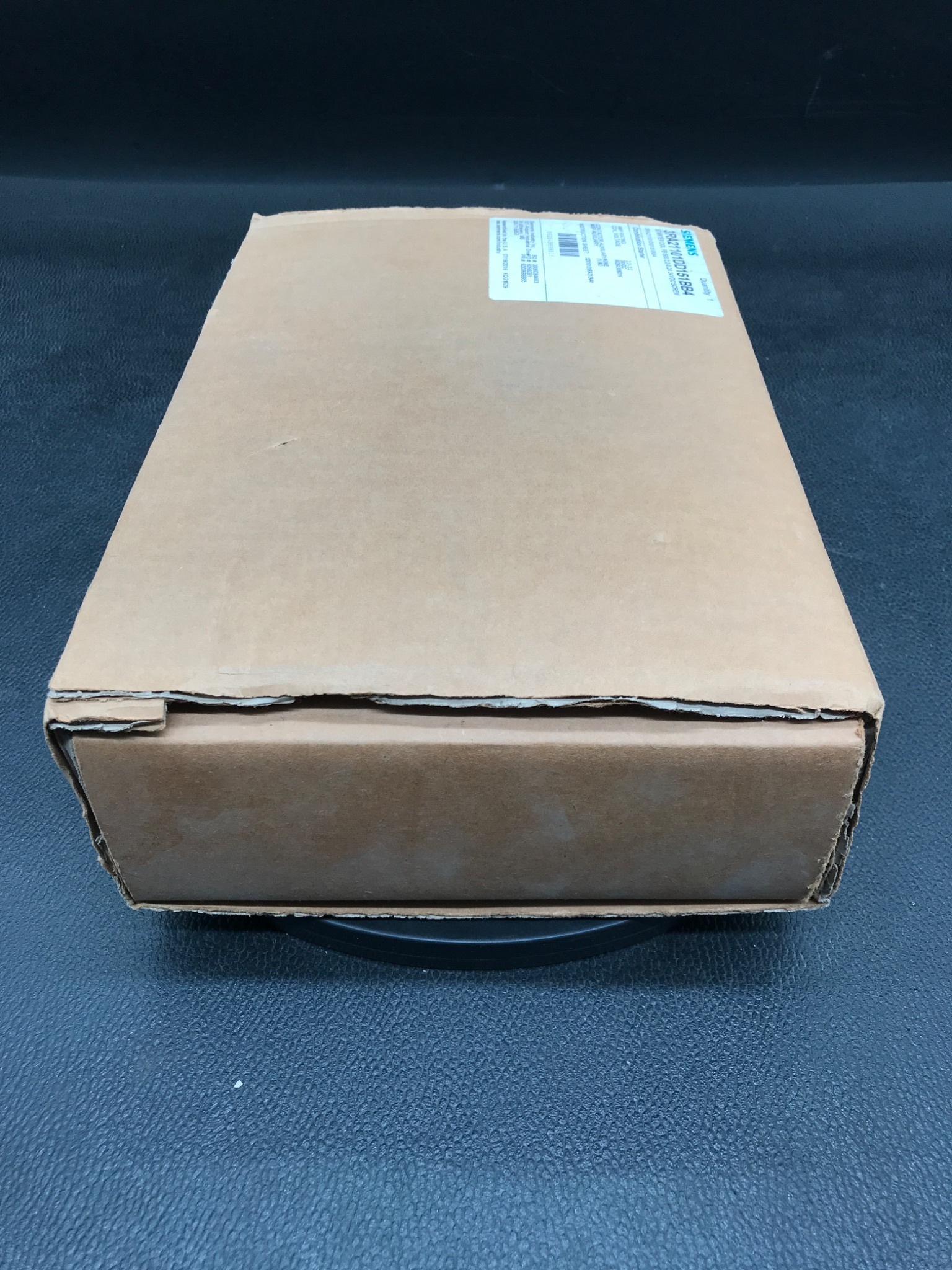 SIEMENS 3RA21101DD151BB4 SIRIUS Combination Starter 2.2-3.2A 24VDC NEW 3