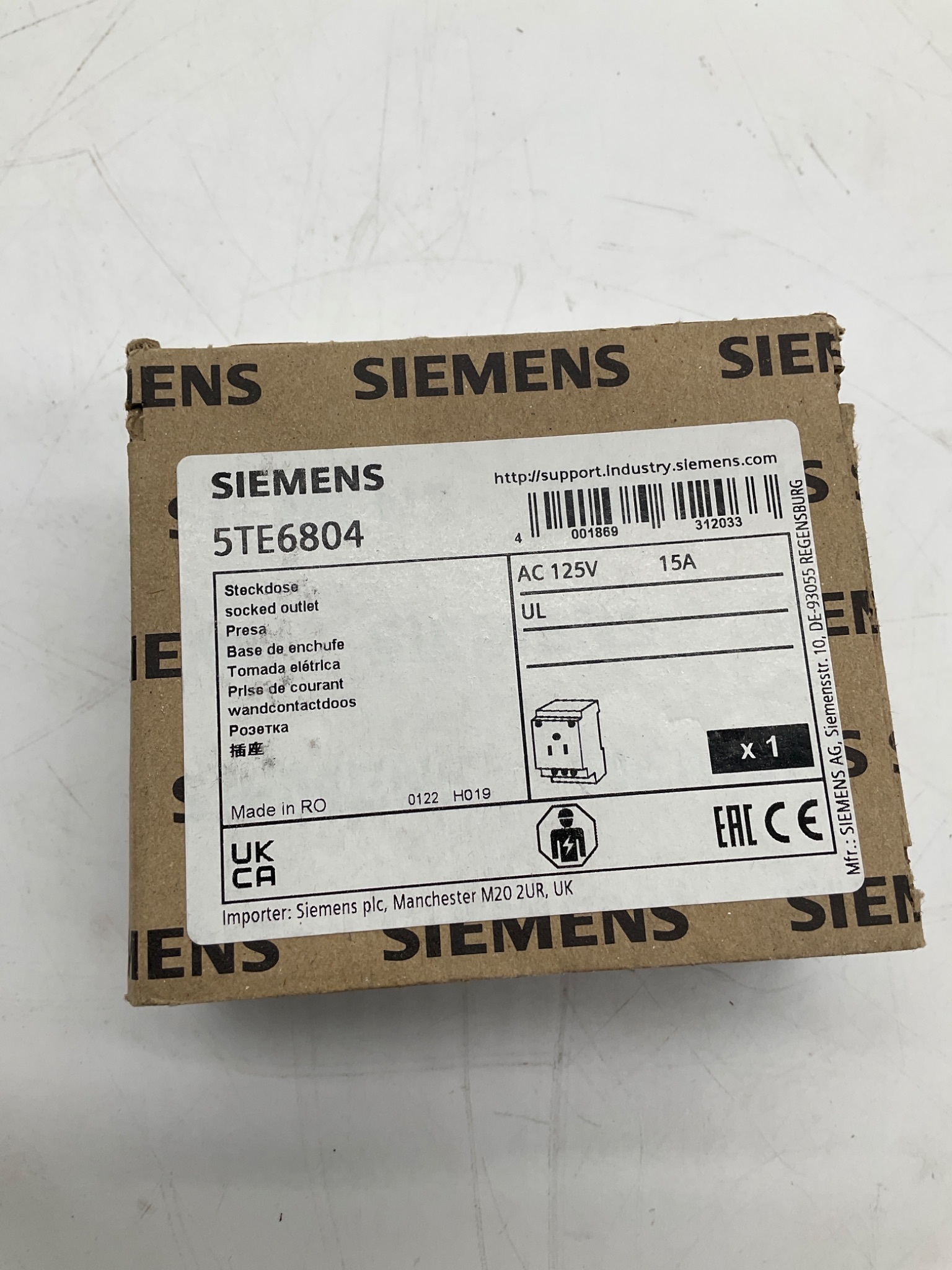 SIEMENS 5TE6804 Socket Outlet AC125V 15A NEW 2