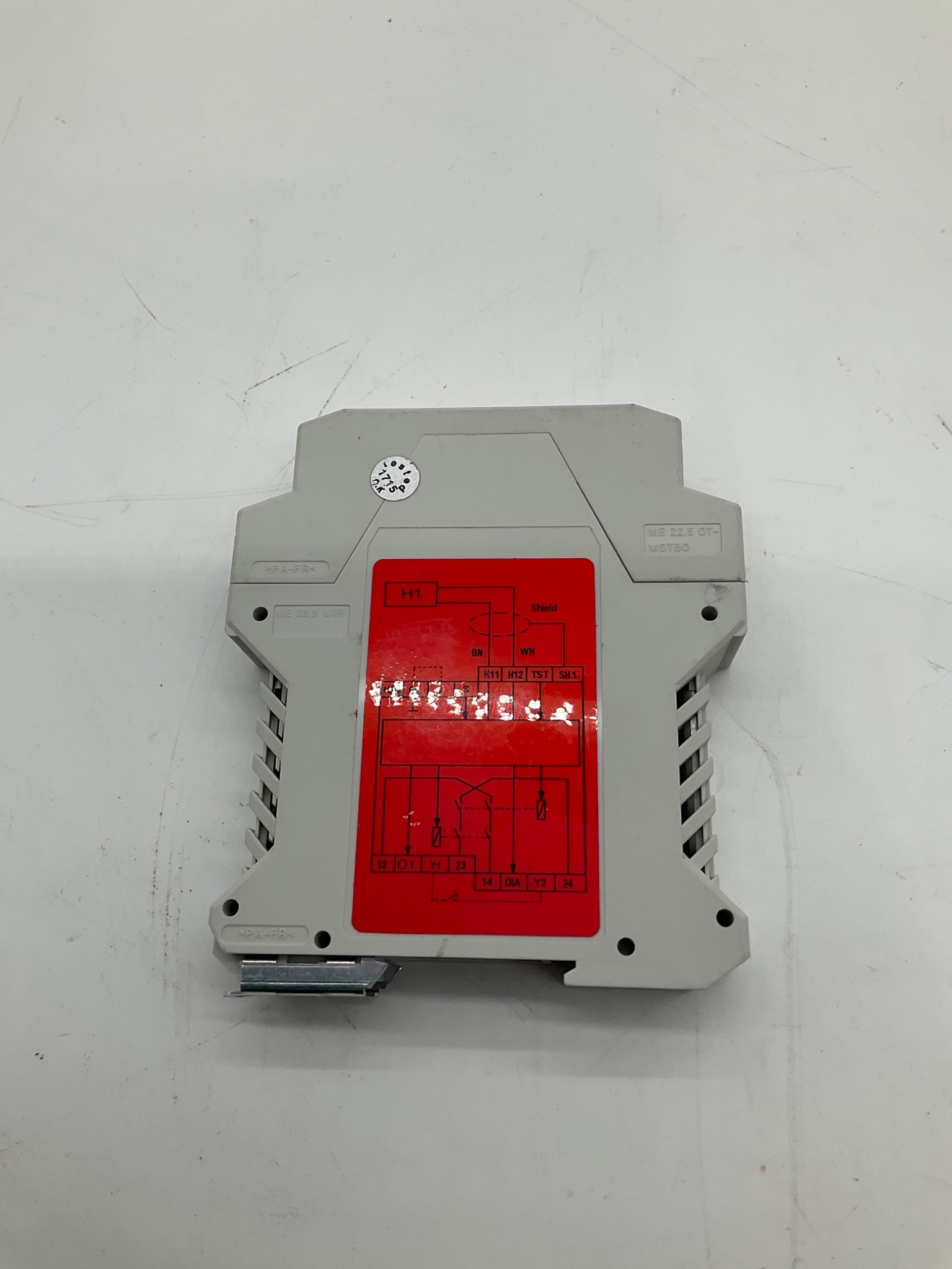 EUCHNER CES-Z-AES-01B Safety Relay Module USED 3