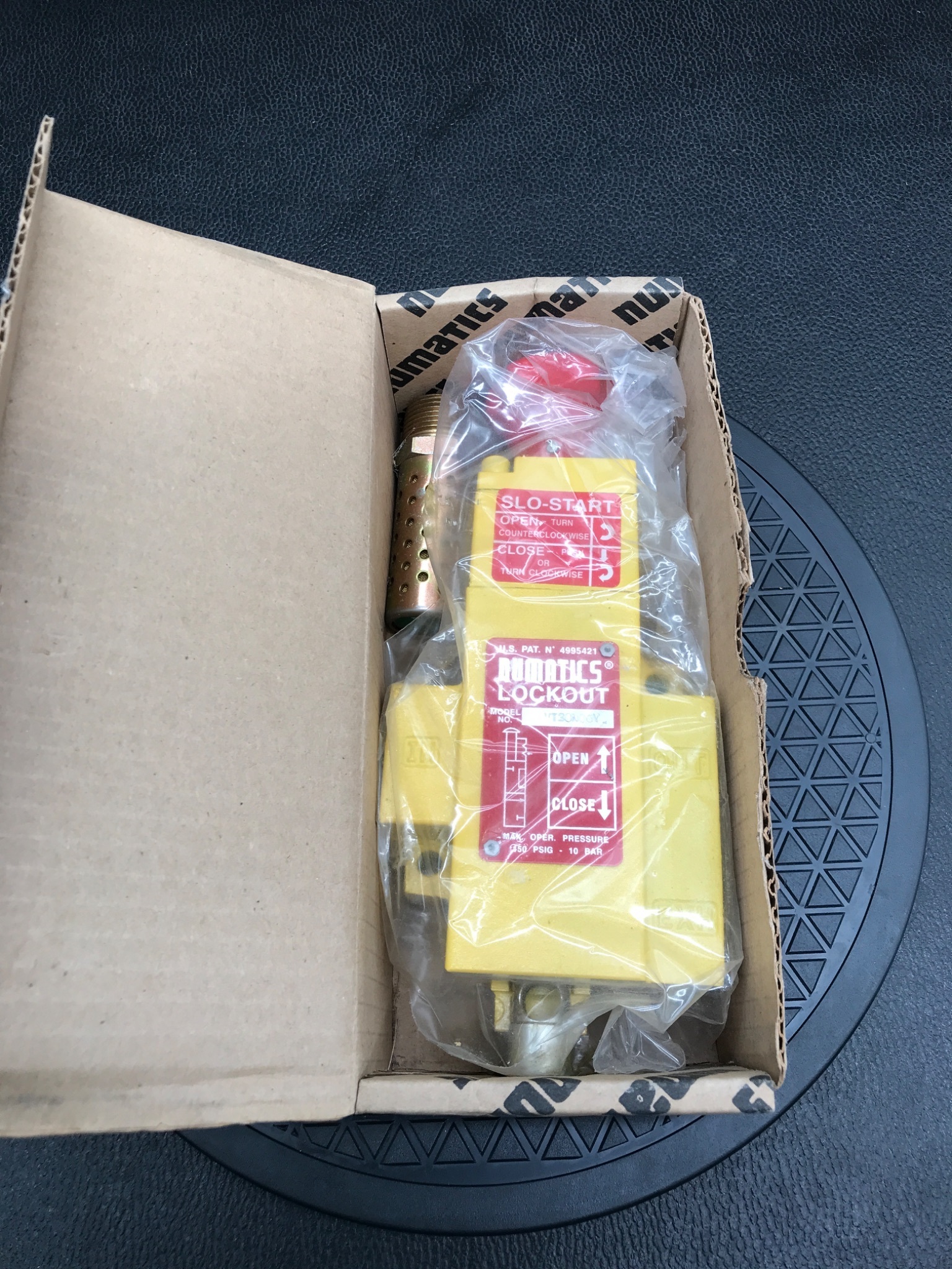 NUMATICS VT30N06Y Lockout Valve With Slow Start Module NEW 4