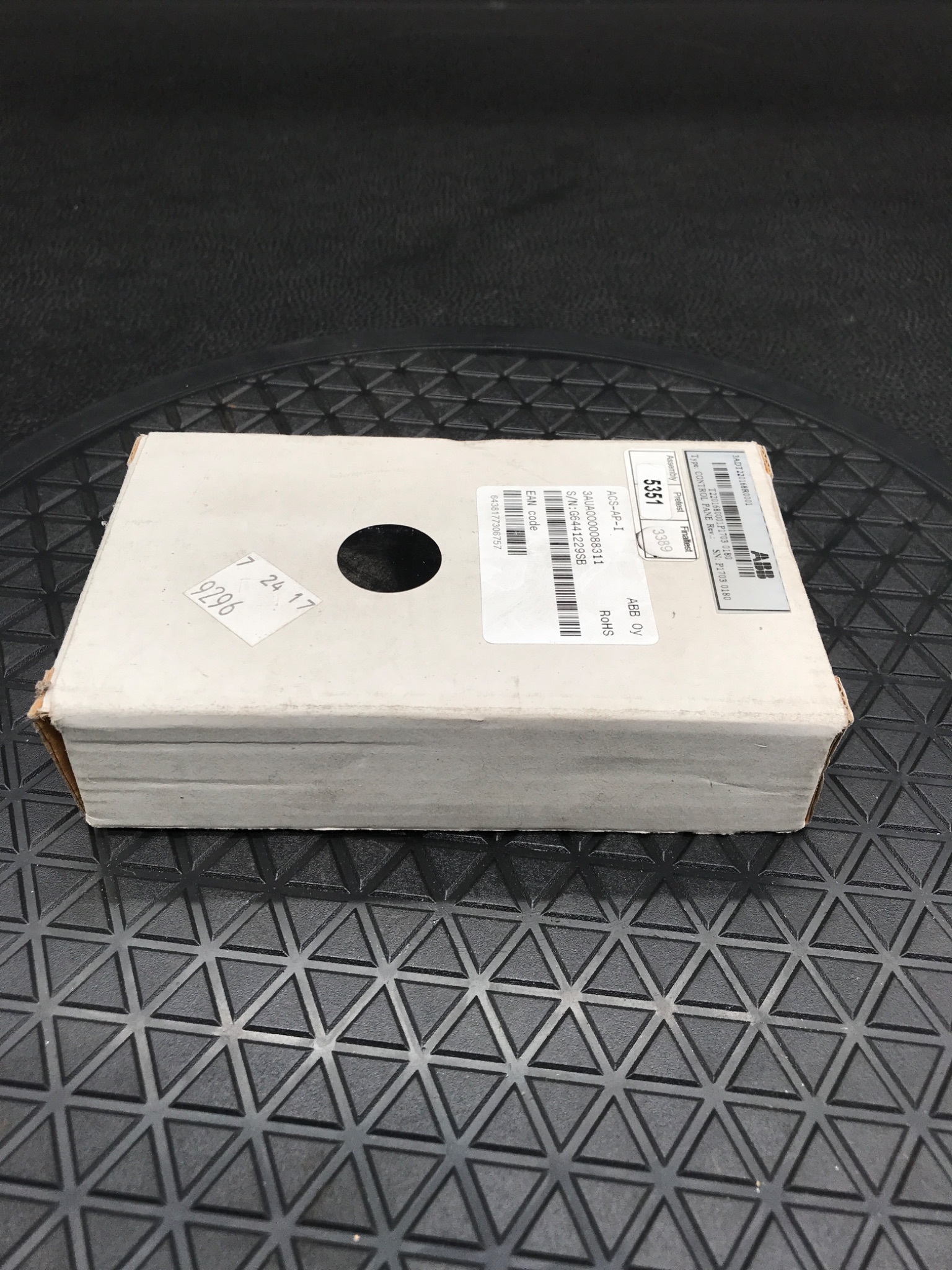 ABB ACS-AP-I Assistant Control Panel NEW 2
