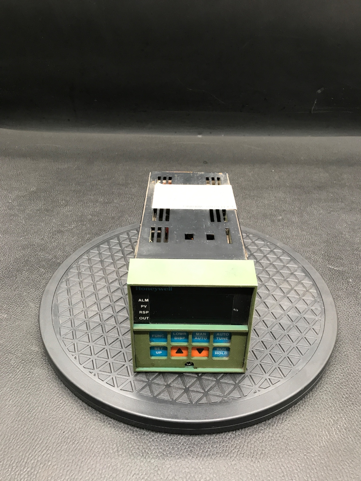 HONEYWELL DC3004-0-000-1-00-0111 DC3000 Process Controller USED 0