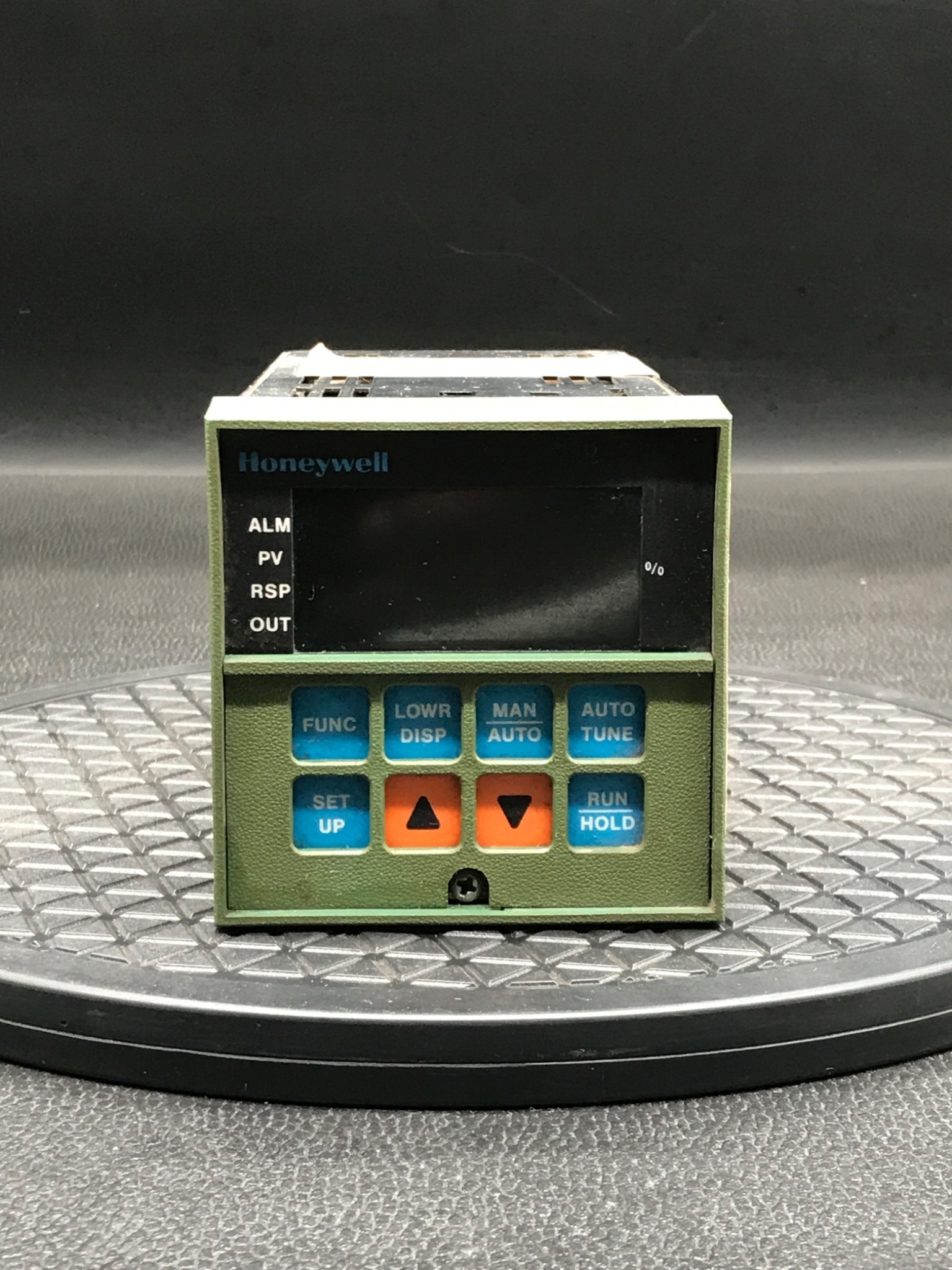 HONEYWELL DC3004-0-000-1-00-0111 DC3000 Process Controller USED 1