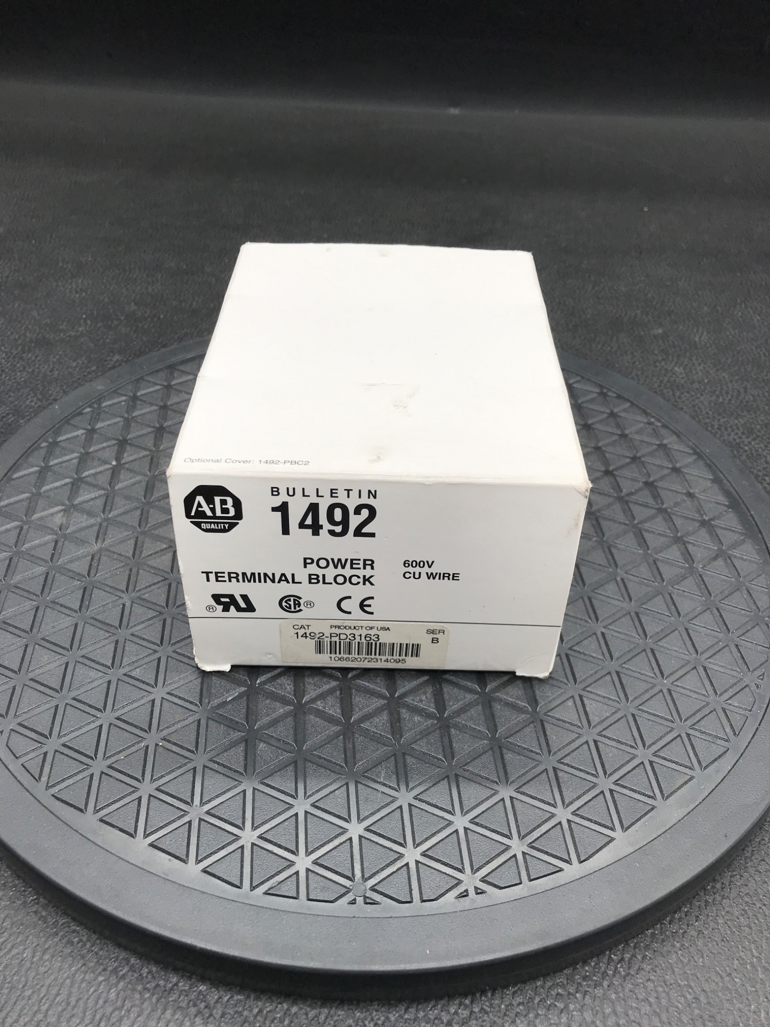 ALLEN-BRADLEY 1492-PD3163 Power Distribution Block Series B NEW 0
