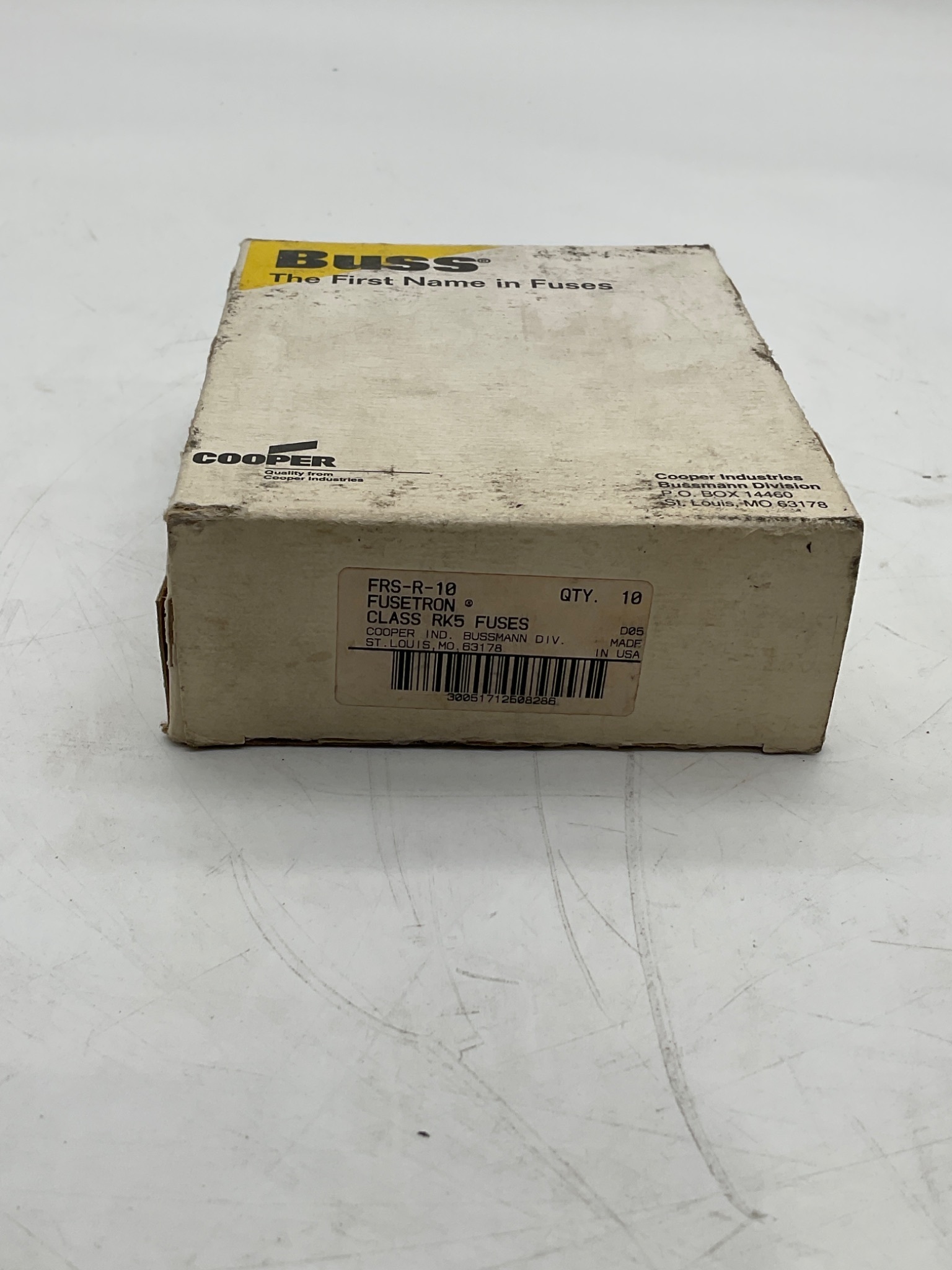 COOPER BUSSMANN FRS-R-10 Fusetron Dual-Element Time Delay Fuse 10A (Lot Of 9) NEW 1